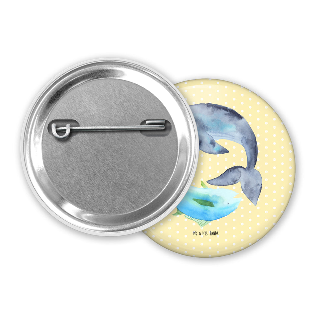 50mm Button Walfisch & Thunfisch 50mm Button, Button, Pin, Anstecknadel, Tiermotive, Gute Laune, lustige Sprüche, Tiere, Wal, Wahl, Tunfisch, Wortwitz lustig, Spruch lustig, Flachwitz, Witz, Spruch des Tages, Flachwitz Geschenk