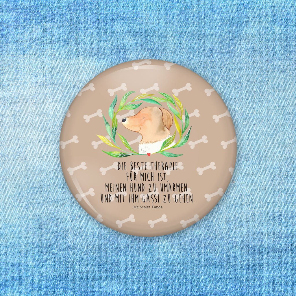 50mm Button Hund Ranke 50mm Button, Button, Pin, Anstecknadel, Hund, Hundemotiv, Haustier, Hunderasse, Tierliebhaber, Hundebesitzer, Sprüche, Ranke, Therapie, Selbsttherapie, Hundeliebe, Hundeglück, Hunde