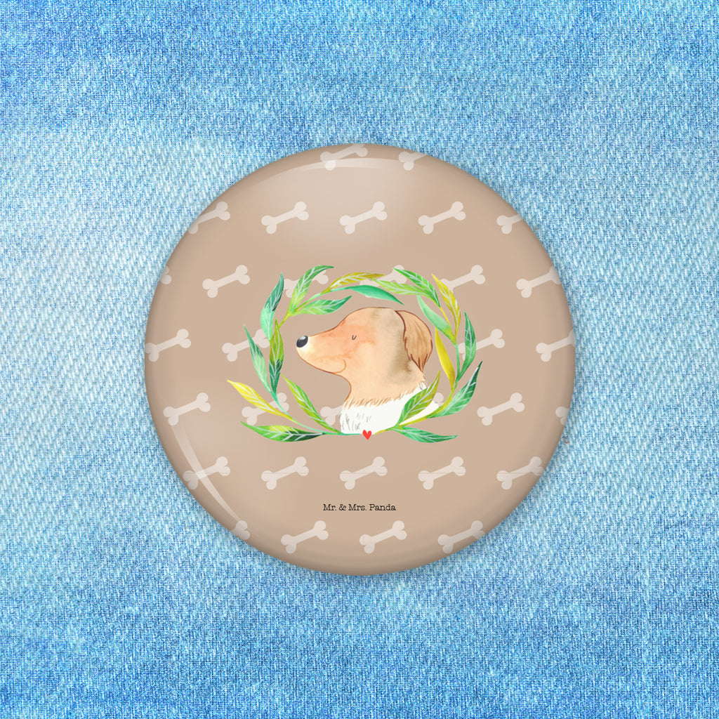 50mm Button Hund Ranke 50mm Button, Button, Pin, Anstecknadel, Hund, Hundemotiv, Haustier, Hunderasse, Tierliebhaber, Hundebesitzer, Sprüche, Ranke, Therapie, Selbsttherapie, Hundeliebe, Hundeglück, Hunde