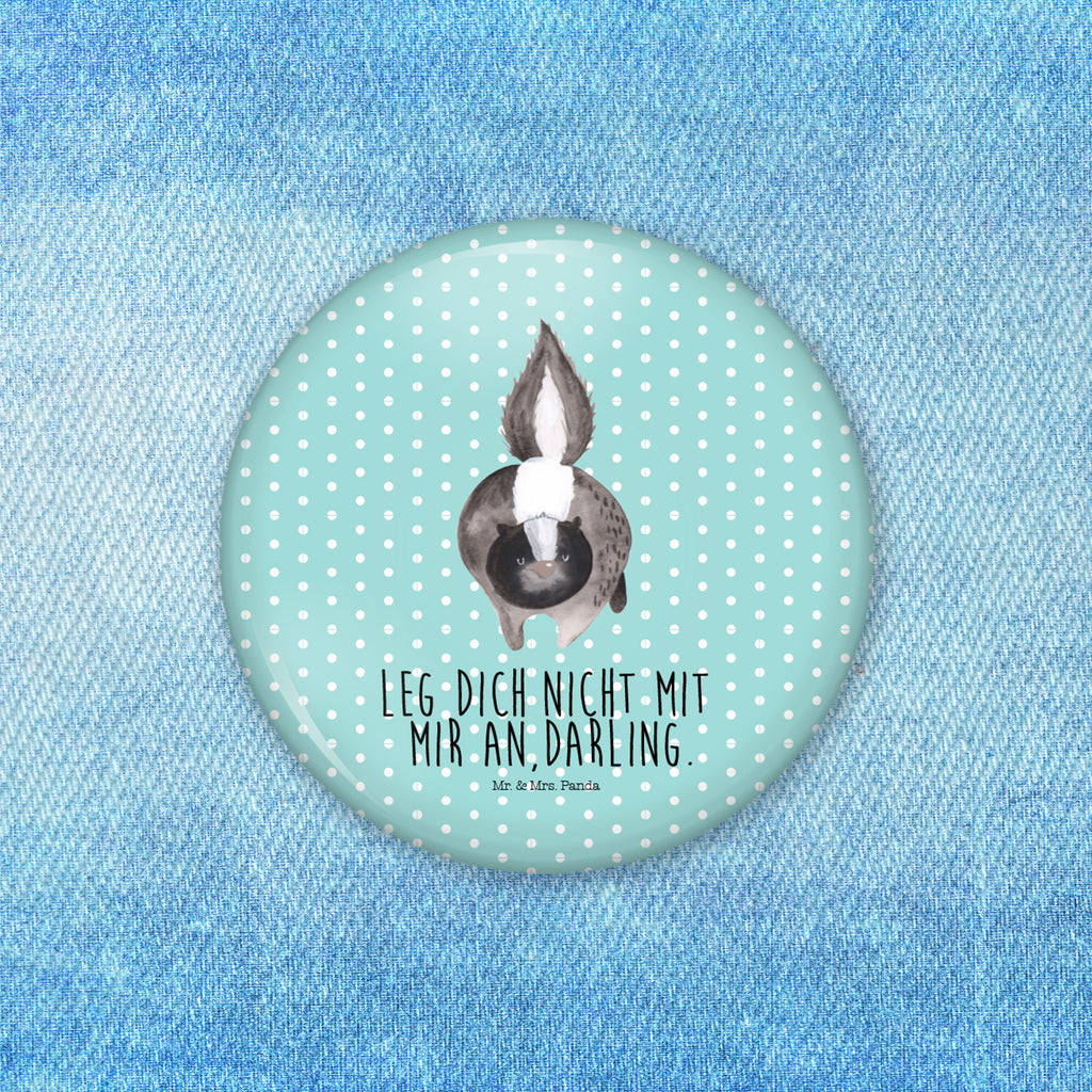 50mm Button Stinktier Angriff 50mm Button, Button, Pin, Anstecknadel, Stinktier, Skunk, Wildtier, Raubtier, Stinker, Stinki, wütend, Drohung