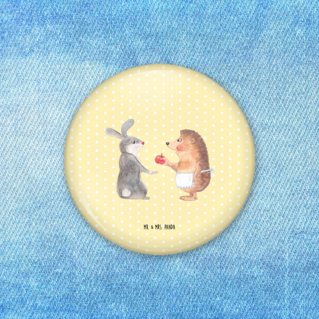 50mm Button Liebe ist nie ohne Schmerz 50mm Button, Button, Pin, Anstecknadel, Tiermotive, Gute Laune, lustige Sprüche, Tiere, Igel und Hase, Igel, Hase, Liebe Spruch, Liebeskummer Geschenk, Herzschmerz, Trösten, Trennungsschmerz, Spruch romantisch