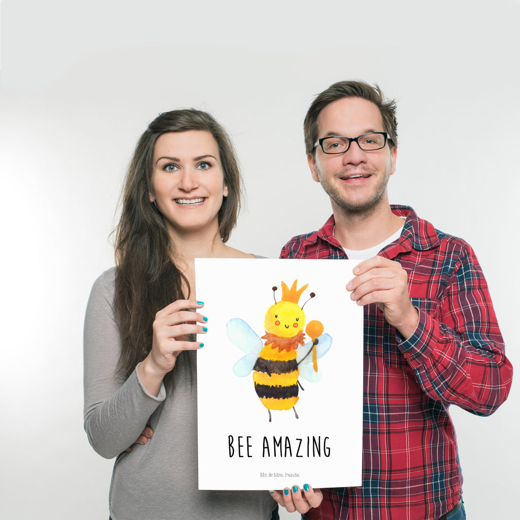 Poster Biene König Poster, Wandposter, Bild, Wanddeko, Küchenposter, Kinderposter, Wanddeko Bild, Raumdekoration, Wanddekoration, Handgemaltes Poster, Mr. & Mrs. Panda Poster, Designposter, Kunstdruck, Posterdruck, Biene, Wespe, Hummel