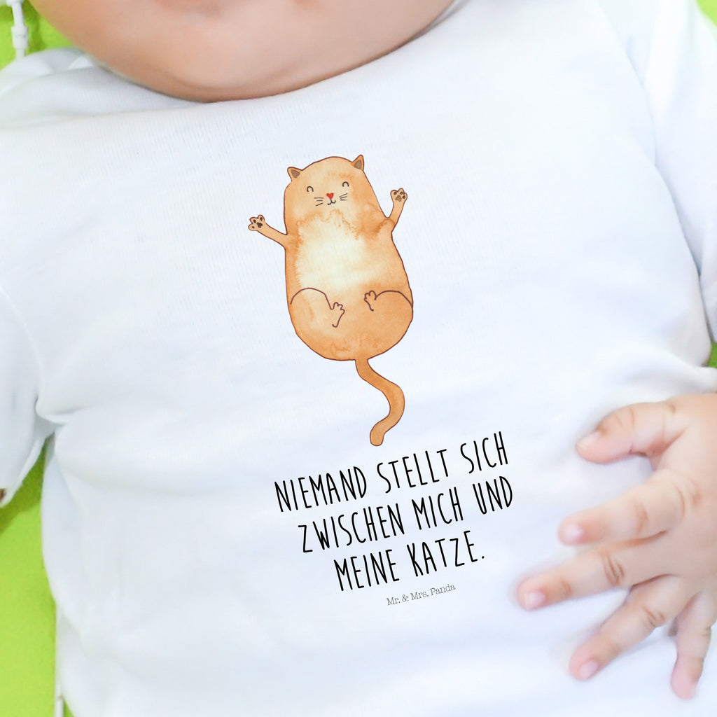 Organic Baby Shirt Katzen Umarmen Baby T-Shirt, Jungen Baby T-Shirt, Mädchen Baby T-Shirt, Shirt, Katze, Katzenmotiv, Katzenfan, Katzendeko, Katzenfreund, Katzenliebhaber, Katzenprodukte, Katzenartikel, Katzenaccessoires, Katzensouvenirs, Katzenliebhaberprodukte, Katzenmotive, Katzen, Kater, Mietze, Cat, Cats, Katzenhalter, Katzenbesitzerin, Haustier, Freundin, Freunde, beste Freunde, Liebe, Katzenliebe, Familie