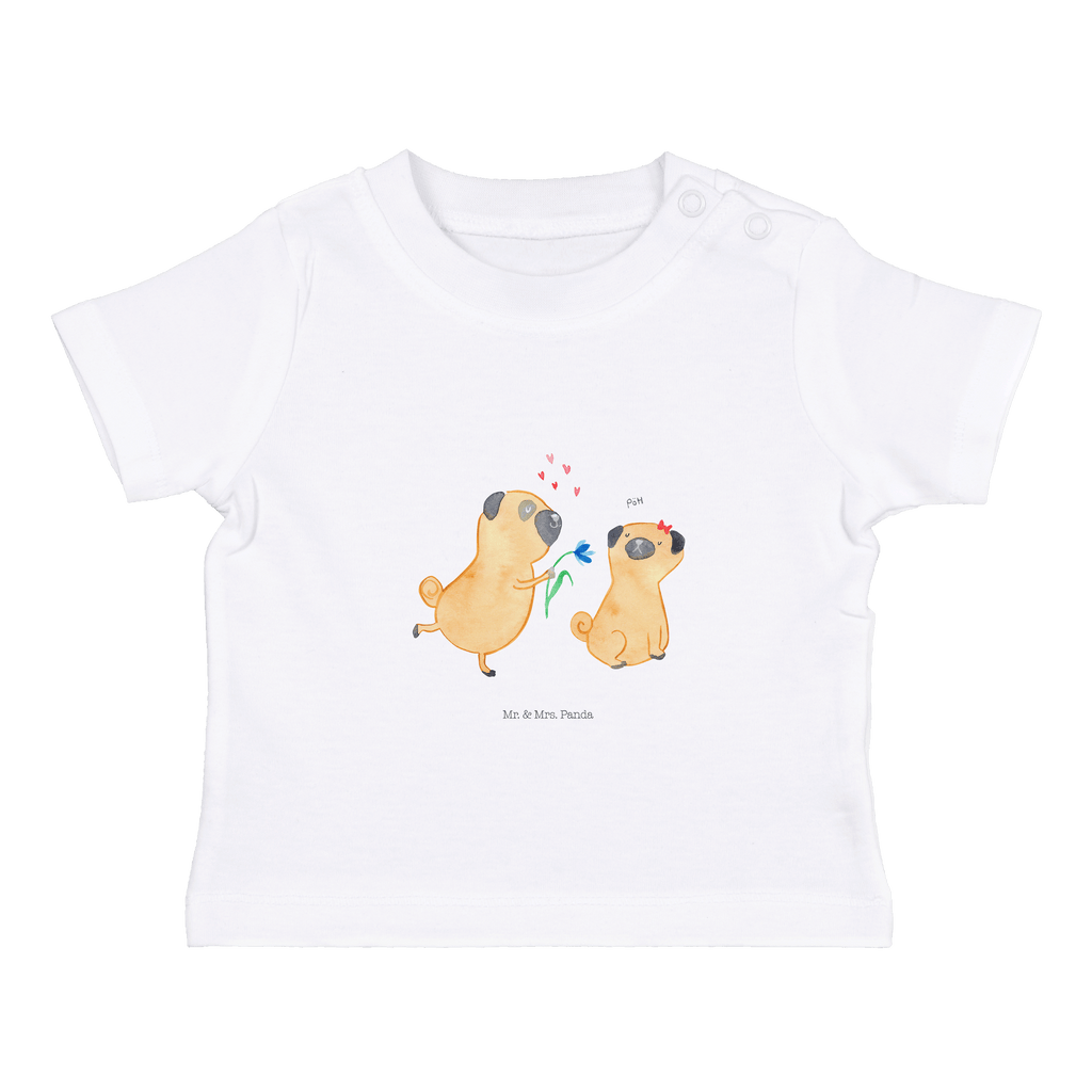 Organic Baby Shirt Mops verliebt Baby T-Shirt, Jungen Baby T-Shirt, Mädchen Baby T-Shirt, Shirt, Hund, Hundemotiv, Haustier, Hunderasse, Tierliebhaber, Hundebesitzer, Sprüche, Mops, Möpse, Hundeliebe, verliebt, Liebe, Liebesspruch. Verlobt, Geschenk Freund, Partner