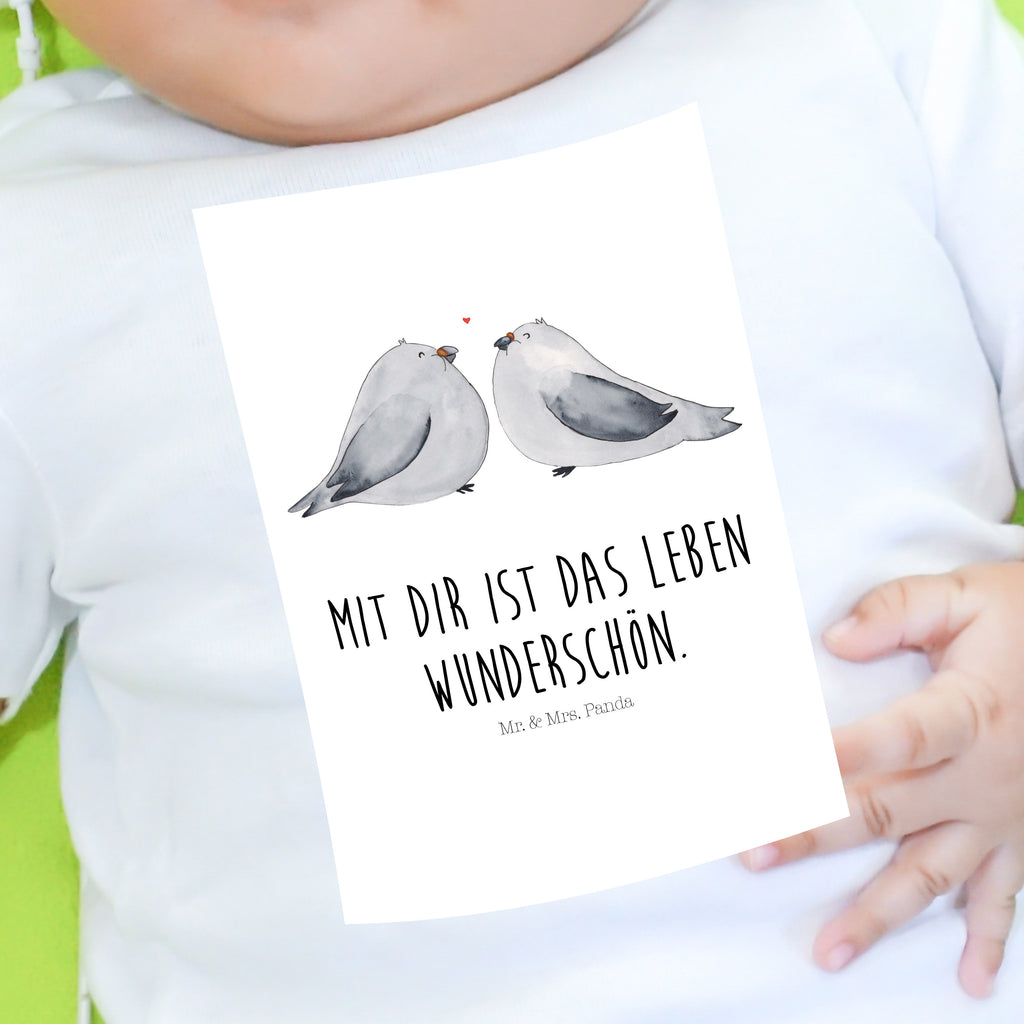 Organic Baby Shirt Turteltauben Liebe Baby T-Shirt, Jungen Baby T-Shirt, Mädchen Baby T-Shirt, Shirt, Liebe, Partner, Freund, Freundin, Ehemann, Ehefrau, Heiraten, Verlobung, Heiratsantrag, Liebesgeschenk, Jahrestag, Hocheitstag, Turteltauben, Turteltäubchen, Tauben, Verliebt, Verlobt, Verheiratet, Geschenk Freundin, Geschenk Freund, Liebesbeweis, Hochzeitstag, Geschenk Hochzeit