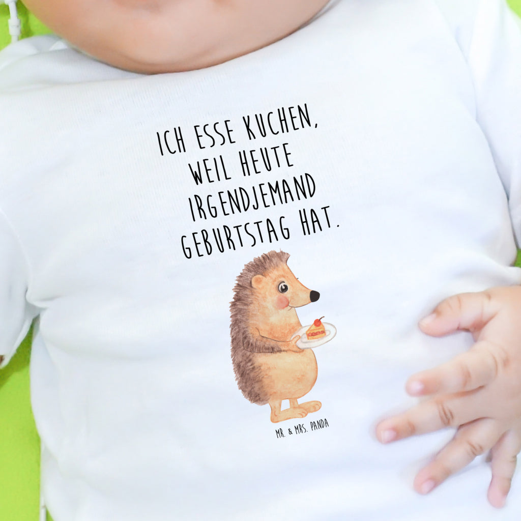 3-6 Monate Baby Longsleeve Igel mit Kuchenstück Mädchen, Jungen, Baby, Langarm, Bio, Kleidung, Tiermotive, Gute Laune, lustige Sprüche, Tiere, Igel, Essen Spruch, Kuchen, Backen Geschenk, Kuchen backen, Einladung Party, Geburtstagskuchen, Torte