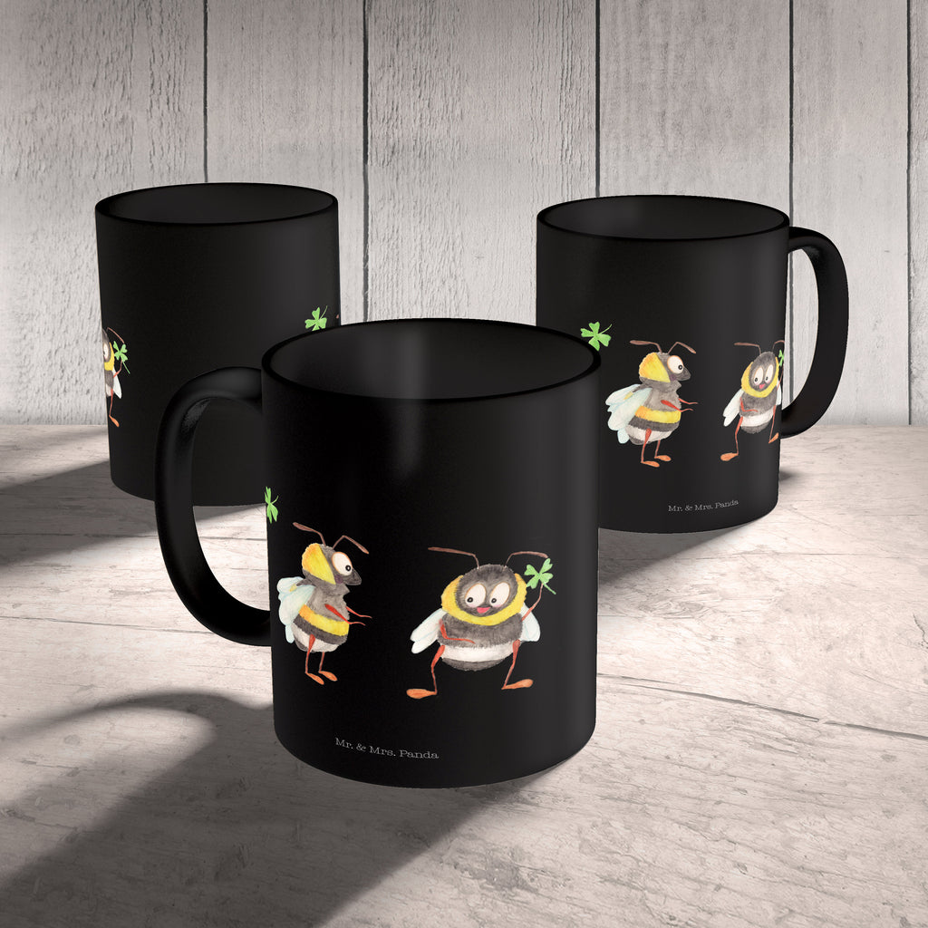 Tasse Hummeln mit Kleeblatt Hummel, Biene, Spruch positiv, Biene Deko, Spruch schön, glücklich sein, glücklich werden, Spruch fröhlich Becher, Kaffeetasse, Kaffeebecher, Tee, Frühstück, Büro  süße Tiermotive, gute Laune, lustige Sprüche, Tiere