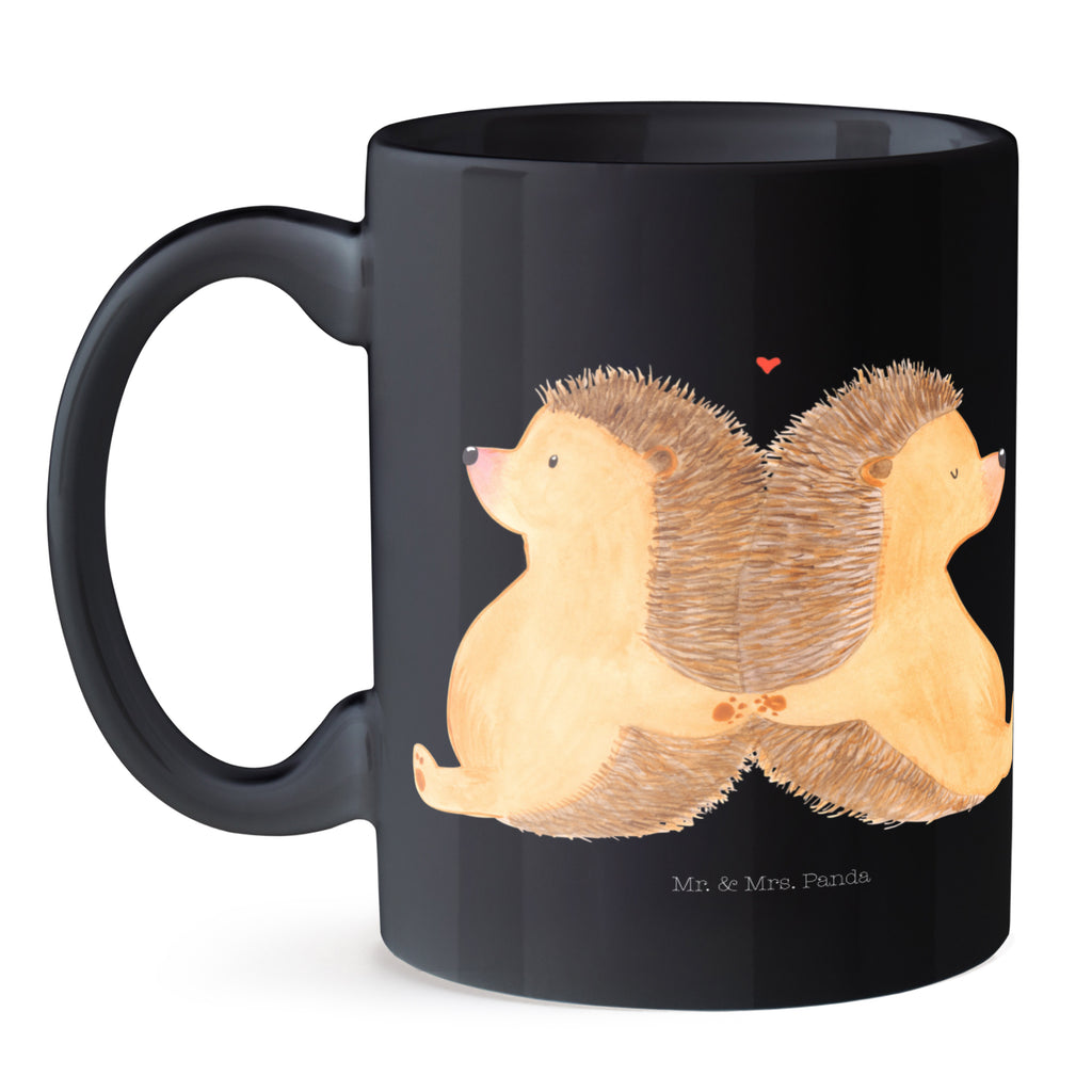 Tasse Igel händchenhaltend Igel, Igelliebe, Hand in Hand, Liebesbeweis, große Liebe, Liebesbotschaft, Liebesbeweis, Jahrestag, Verlobung, Hochzeit, Lieblingsmensch, Gemeinsamkeit, Love, Geschenk für zwei, Liebesgeschenk Becher, Kaffeetasse, Kaffeebecher, Tee, Frühstück, Büro  Liebe,  Partner, Freund, Freundin, Ehemann, Ehefrau, Heiraten, Verlobung, Heiratsantrag, Liebesgeschenk, Jahrestag, Hocheitstag