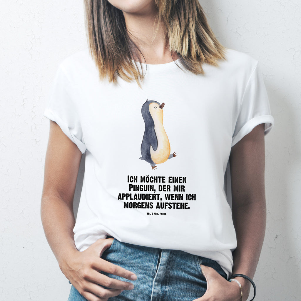 Größe XXL T-Shirt Pinguin marschierend T-Shirt, Shirt, Tshirt, Lustiges T-Shirt, T-Shirt mit Spruch, Party, Junggesellenabschied, Jubiläum, Geburstag, Herrn, Damen, Männer, Frauen, Schlafshirt, Nachthemd, Sprüche, Pinguin, Pinguine, Frühaufsteher, Langschläfer, Bruder, Schwester, Familie