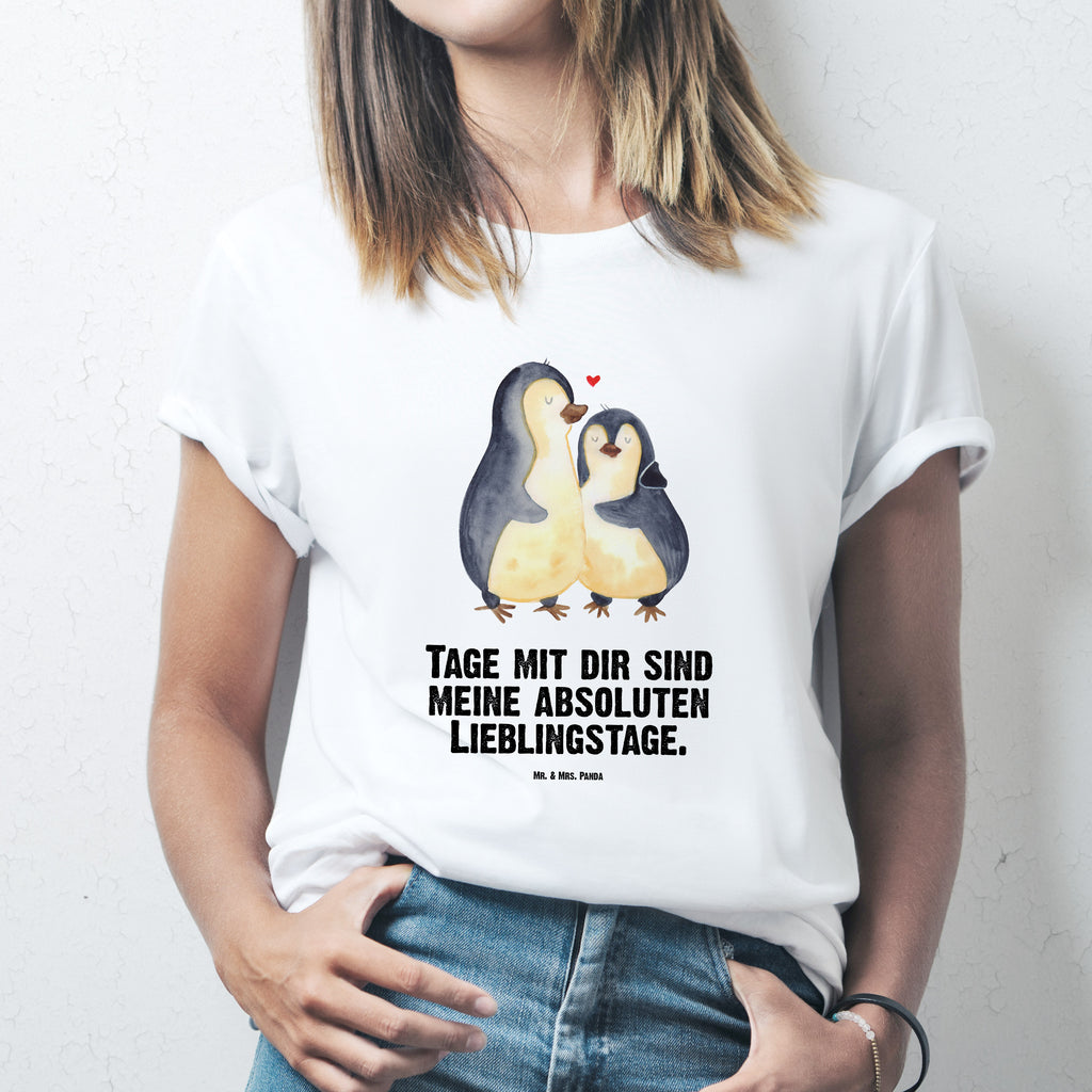 Größe XXL T-Shirt Pinguin umarmend T-Shirt, Shirt, Tshirt, Lustiges T-Shirt, T-Shirt mit Spruch, Party, Junggesellenabschied, Jubiläum, Geburstag, Herrn, Damen, Männer, Frauen, Schlafshirt, Nachthemd, Sprüche, Pinguin, Liebe, Liebespaar, Liebesbeweis, Liebesgeschenk, Verlobung, Jahrestag, Hochzeitstag, Hochzeit, Hochzeitsgeschenk