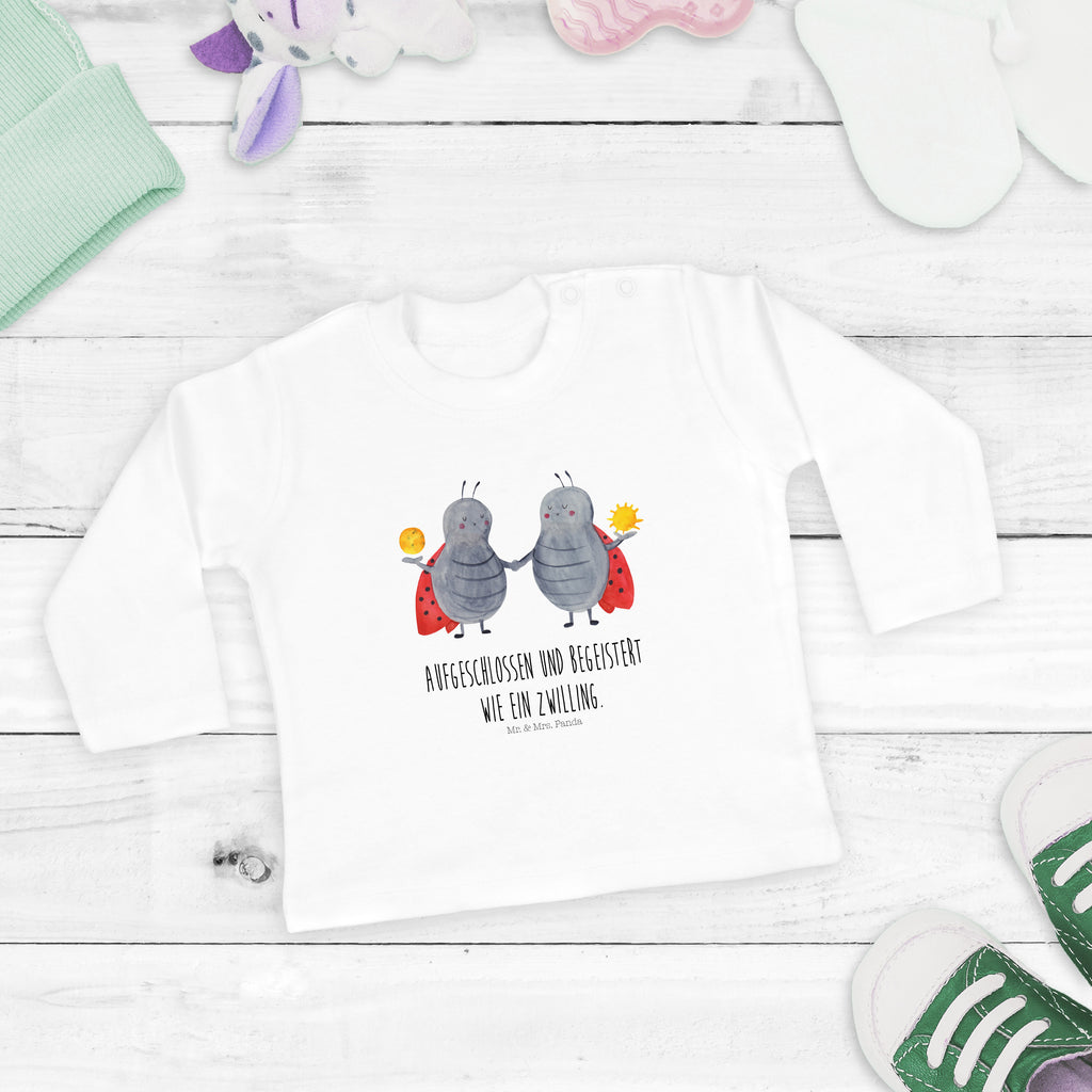 18-24 Monate Baby Longsleeve Sternzeichen Zwilling Mädchen, Jungen, Baby, Langarm, Bio, Kleidung, Longsleeve, Tierkreiszeichen, Sternzeichen, Horoskop, Astrologie, Aszendent, Zwillinge, Zwilling Geschenk, Zwilling Sternzeichen, Geburtstag Mai, Geschenk Mai, Geschenk Juni, Marienkäfer, Glückskäfer, Zwillingsbruder, Zwillingsschwester
