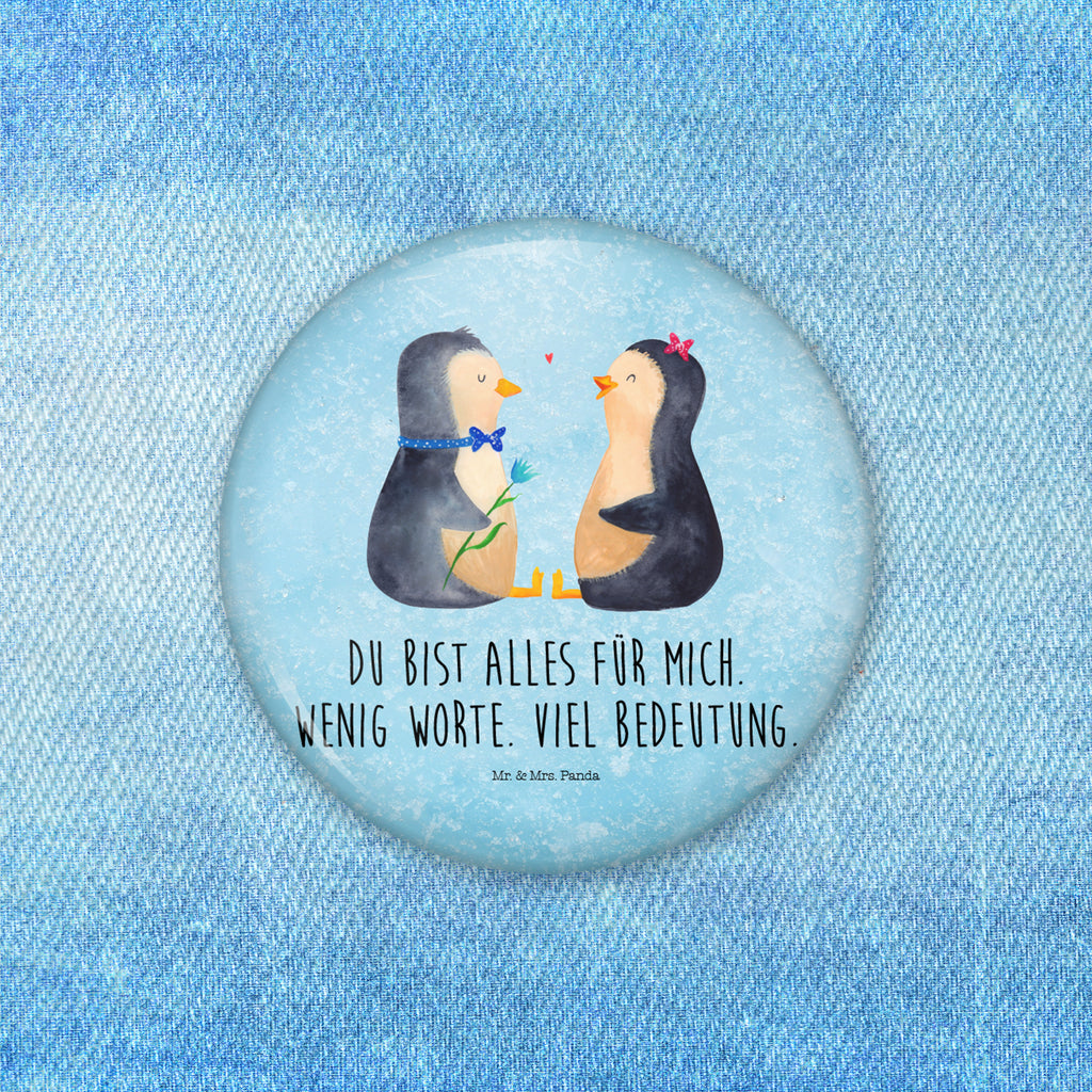 50mm Button Pinguin Pärchen 50mm Button, Button, Pin, Anstecknadel, Pinguin, Pinguine, Liebe, Liebespaar, Liebesbeweis, Liebesgeschenk, Verlobung, Jahrestag, Hochzeitstag, Hochzeit, Hochzeitsgeschenk, große Liebe, Traumpaar