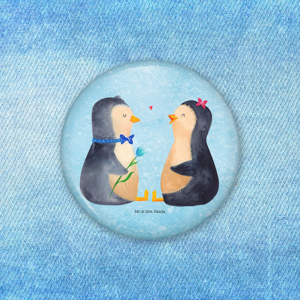 50mm Button Pinguin Pärchen 50mm Button, Button, Pin, Anstecknadel, Pinguin, Pinguine, Liebe, Liebespaar, Liebesbeweis, Liebesgeschenk, Verlobung, Jahrestag, Hochzeitstag, Hochzeit, Hochzeitsgeschenk, große Liebe, Traumpaar