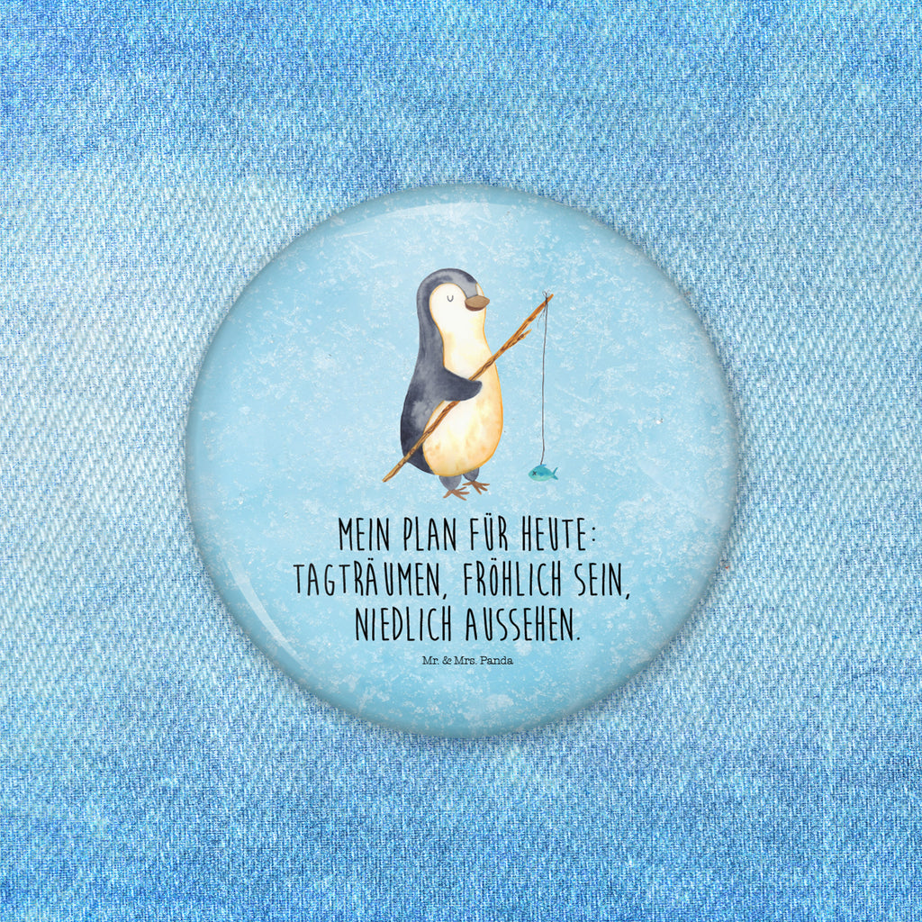 50mm Button Pinguin Angler 50mm Button, Button, Pin, Anstecknadel, Pinguin, Pinguine, Angeln, Angler, Tagträume, Hobby, Plan, Planer, Tagesplan, Neustart, Motivation, Geschenk, Freundinnen, Geschenkidee, Urlaub, Wochenende