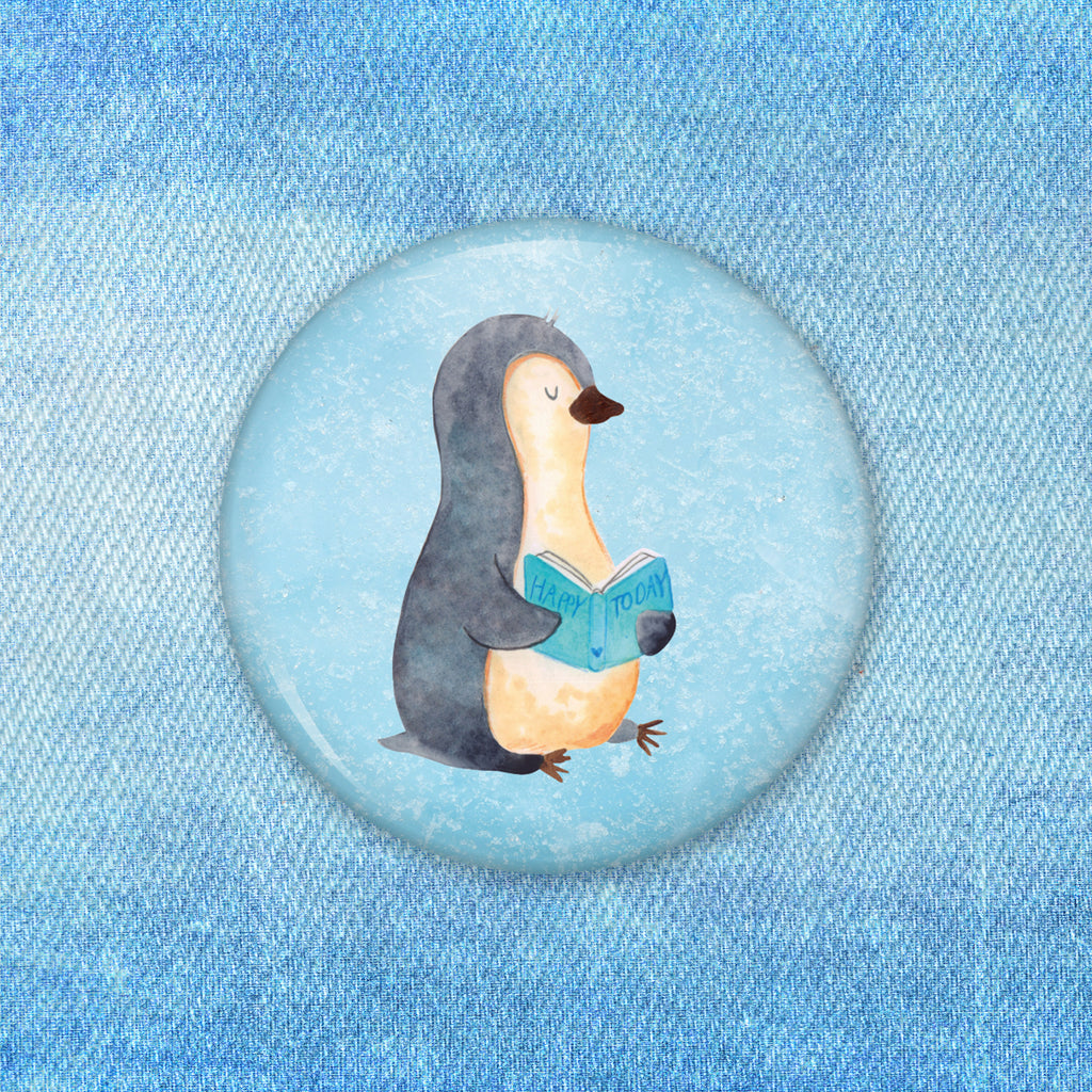 50mm Button Pinguin Buch 50mm Button, Button, Pin, Anstecknadel, Pinguin, Pinguine, Buch, Lesen, Bücherwurm, Nichtstun, Faulenzen, Ferien, Urlaub, Freizeit
