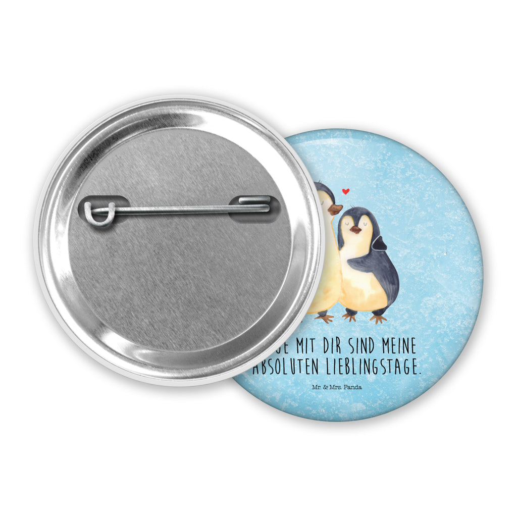 50mm Button Pinguin umarmend 50mm Button, Button, Pin, Anstecknadel, Pinguin, Liebe, Liebespaar, Liebesbeweis, Liebesgeschenk, Verlobung, Jahrestag, Hochzeitstag, Hochzeit, Hochzeitsgeschenk