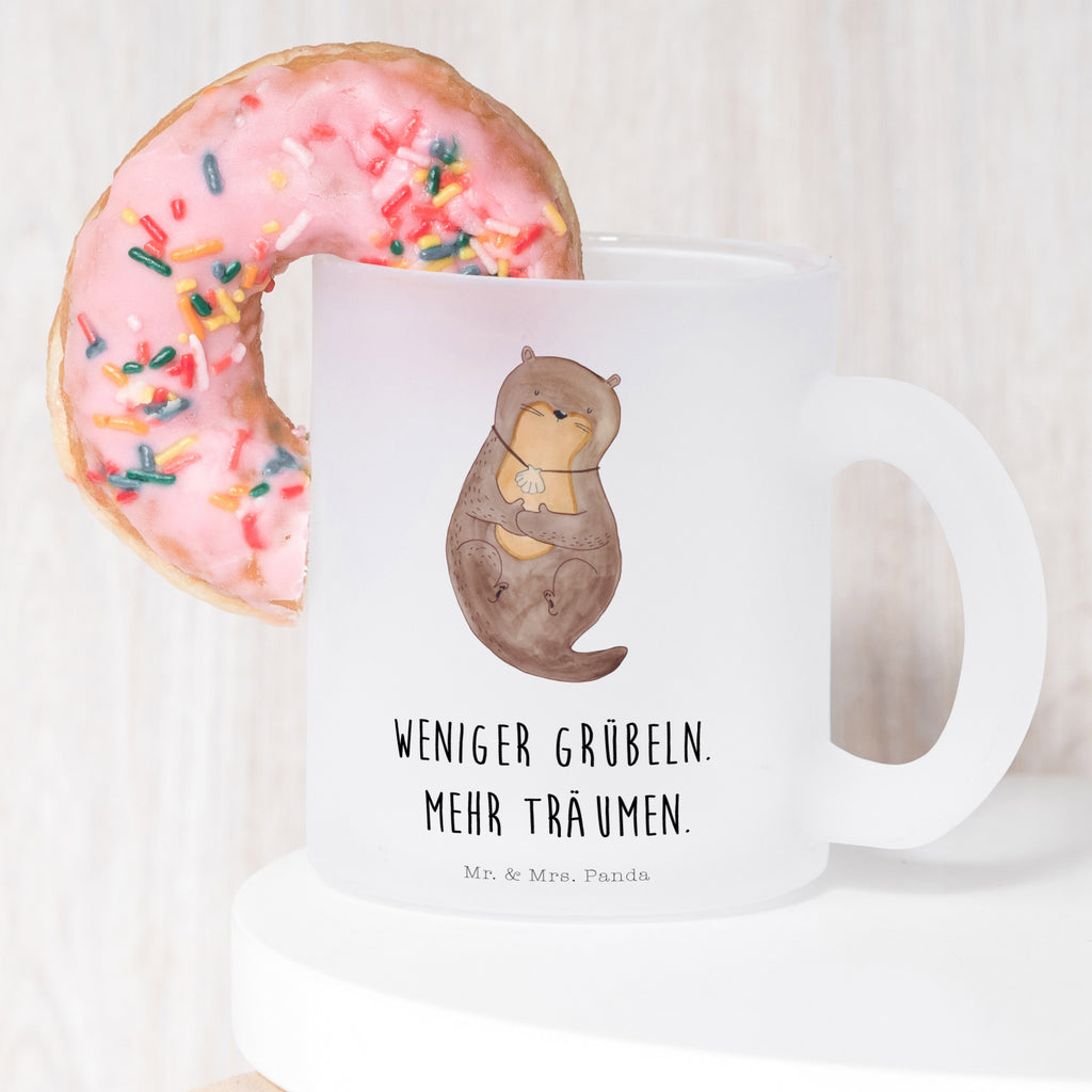 Teetasse Otter mit Muschelmedaillon Teetasse, Teeglas, Teebecher, Tasse mit Henkel, Tasse, Glas Teetasse, Teetasse aus Glas, Otter, Fischotter, Seeotter, Otterliebe, grübeln, träumen, Motivation, Tagträumen, Büro