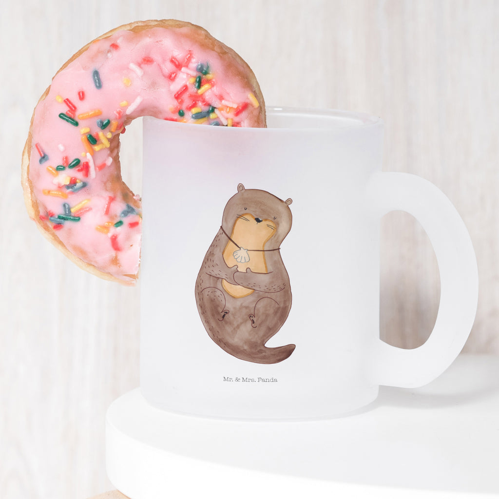 Teetasse Otter mit Muschelmedaillon Teetasse, Teeglas, Teebecher, Tasse mit Henkel, Tasse, Glas Teetasse, Teetasse aus Glas, Otter, Fischotter, Seeotter, Otterliebe, grübeln, träumen, Motivation, Tagträumen, Büro