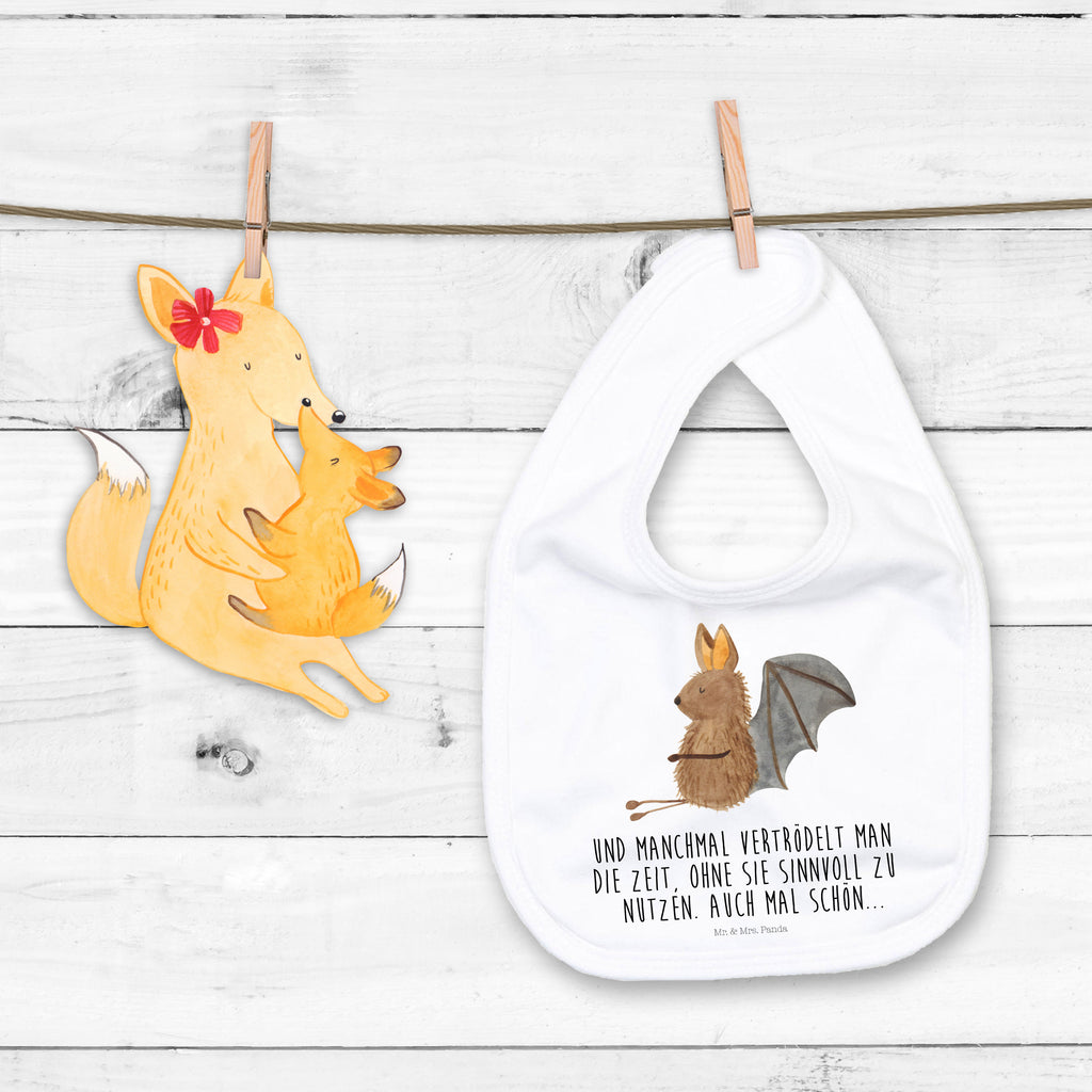 Organic Babylätzchen Fledermaus sitzend Baby, Lätzchen, Spucktuch, Sabberlätzchen, Klettlätzchen, Babygeschenk, Baby Lätzchen, Geschenk für Geburt, Geschenk zur Geburt, Baby Spucktuch, Babyausstattung, Geschenkidee für Babyparty, Tiermotive, Gute Laune, lustige Sprüche, Tiere, Fledermaus, Fledermäuse, Motivation, entspannen