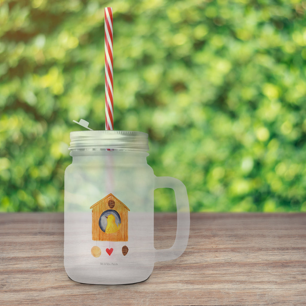 Trinkglas Mason Jar Vogelhaus Mason Jar, Glas, Trinkglas, Henkelglas, Sommerglas, Einmachglas, Cocktailglas, Cocktail-Glas, Mason Jar Trinkglas, Satiniertes Glas, Retro-Glas, Strohhalm Glas, Schraubdeckel Glas, Sommerparty Einrichtung, Tiermotive, Gute Laune, lustige Sprüche, Tiere, Vogel, Vögel, Vogelhaus, Vogelhäuschen, Home sweet home, Zuhause, Nest, Eigenheim, Familie, Wohnung, Haus, unser Haus, Lieblingsort, Castle