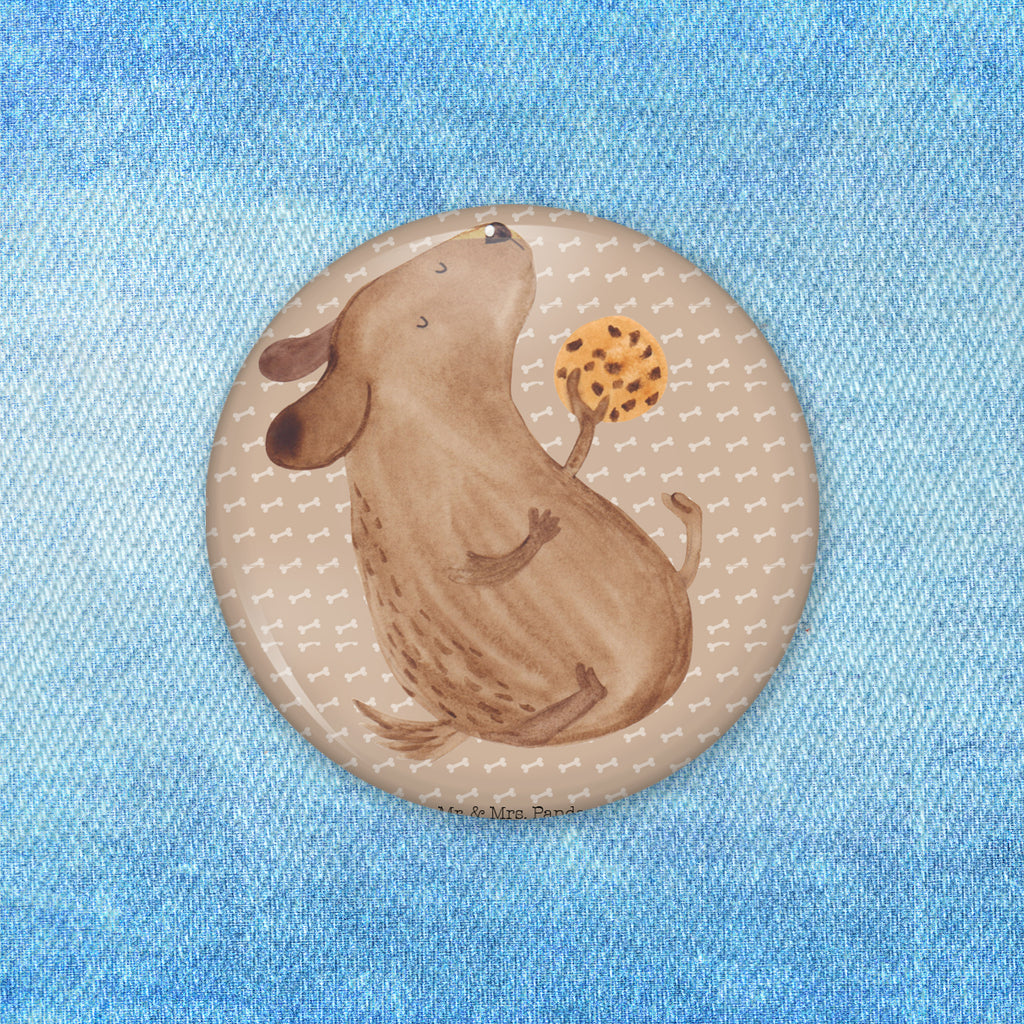 50mm Button Hund Keks 50mm Button, Button, Pin, Anstecknadel, Hund, Hundemotiv, Haustier, Hunderasse, Tierliebhaber, Hundebesitzer, Sprüche, Hundekekse, Leckerli, Hundeleckerli, Hundesnacks