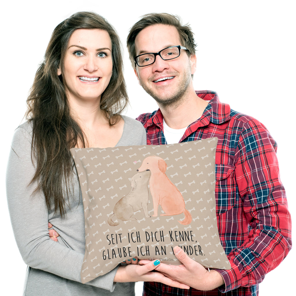40x40 Kissen Hunde Liebe Kissenhülle, Kopfkissen, Sofakissen, Dekokissen, Motivkissen, Hund, Hundemotiv, Haustier, Hunderasse, Tierliebhaber, Hundebesitzer, Sprüche, Liebe, Hund. Hunde, Kuss, Vertrauen, Kuscheln, Herz