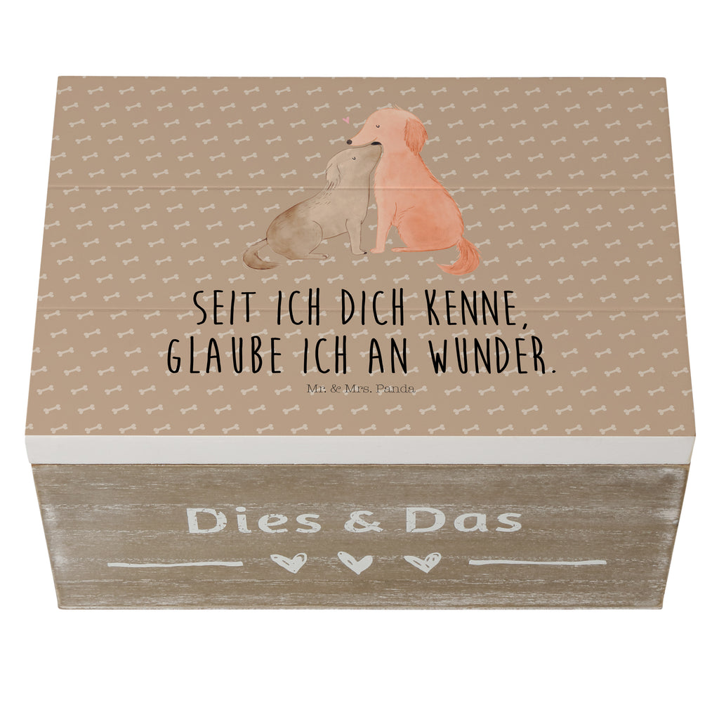 Holzkiste Hunde Liebe Holzkiste, Kiste, Schatzkiste, Truhe, Schatulle, XXL, Erinnerungsbox, Erinnerungskiste, Dekokiste, Aufbewahrungsbox, Hund, Hundemotiv, Haustier, Hunderasse, Tierliebhaber, Hundebesitzer, Sprüche, Liebe, Hund. Hunde, Kuss, Vertrauen, Kuscheln, Herz