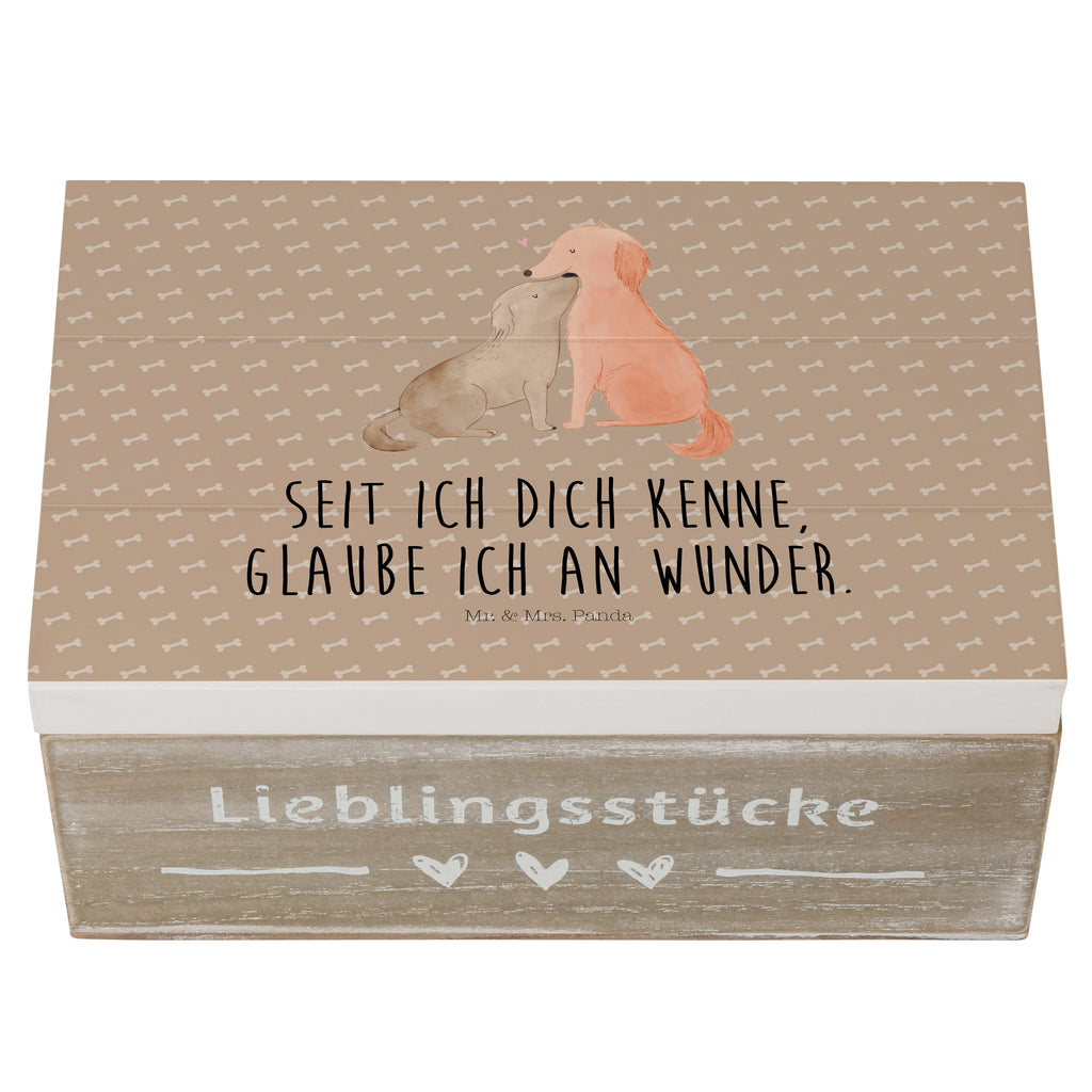 Holzkiste Hunde Liebe Holzkiste, Kiste, Schatzkiste, Truhe, Schatulle, XXL, Erinnerungsbox, Erinnerungskiste, Dekokiste, Aufbewahrungsbox, Hund, Hundemotiv, Haustier, Hunderasse, Tierliebhaber, Hundebesitzer, Sprüche, Liebe, Hund. Hunde, Kuss, Vertrauen, Kuscheln, Herz