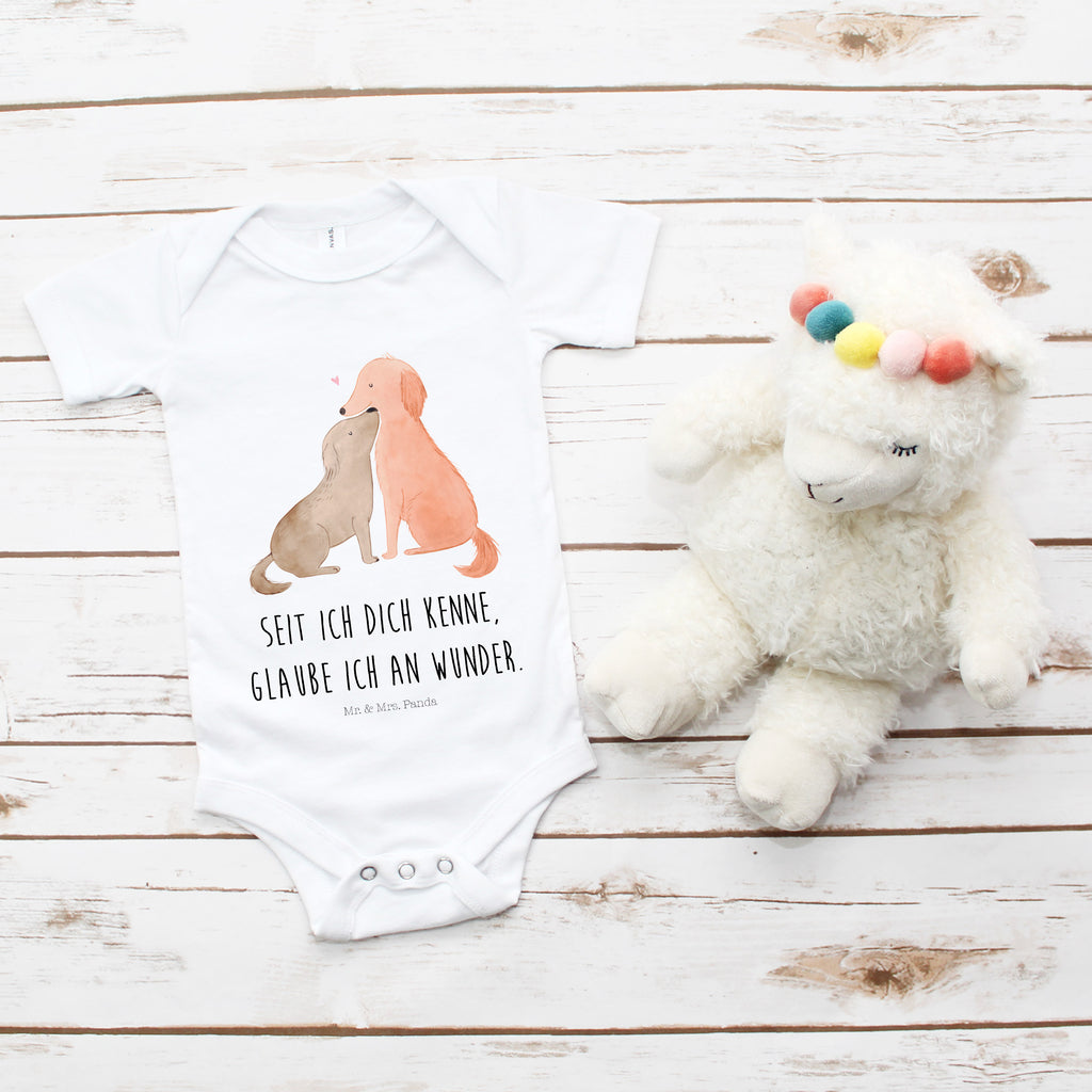 Organic Baby Body Hunde Liebe Babykleidung, Babystrampler, Strampler, Wickelbody, Baby Erstausstattung, Junge, Mädchen, Hund, Hundemotiv, Haustier, Hunderasse, Tierliebhaber, Hundebesitzer, Sprüche, Liebe, Hund. Hunde, Kuss, Vertrauen, Kuscheln, Herz