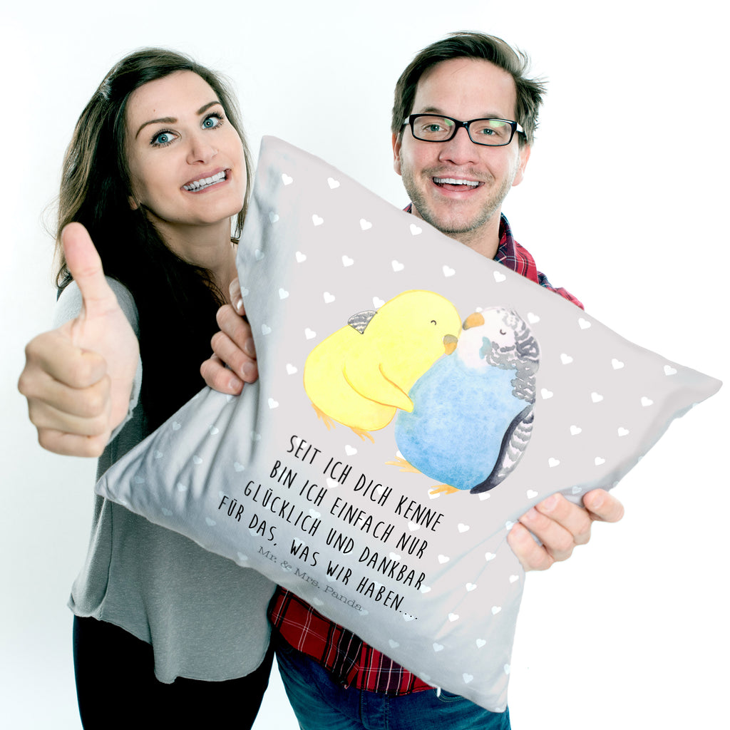 40x40 Kissen Wellensittich Liebe Kissenhülle, Kopfkissen, Sofakissen, Dekokissen, Motivkissen, Liebe, Partner, Freund, Freundin, Ehemann, Ehefrau, Heiraten, Verlobung, Heiratsantrag, Liebesgeschenk, Jahrestag, Hocheitstag, Vögel, Wellensittich, Nähe, Kuscheln, Vertrauen