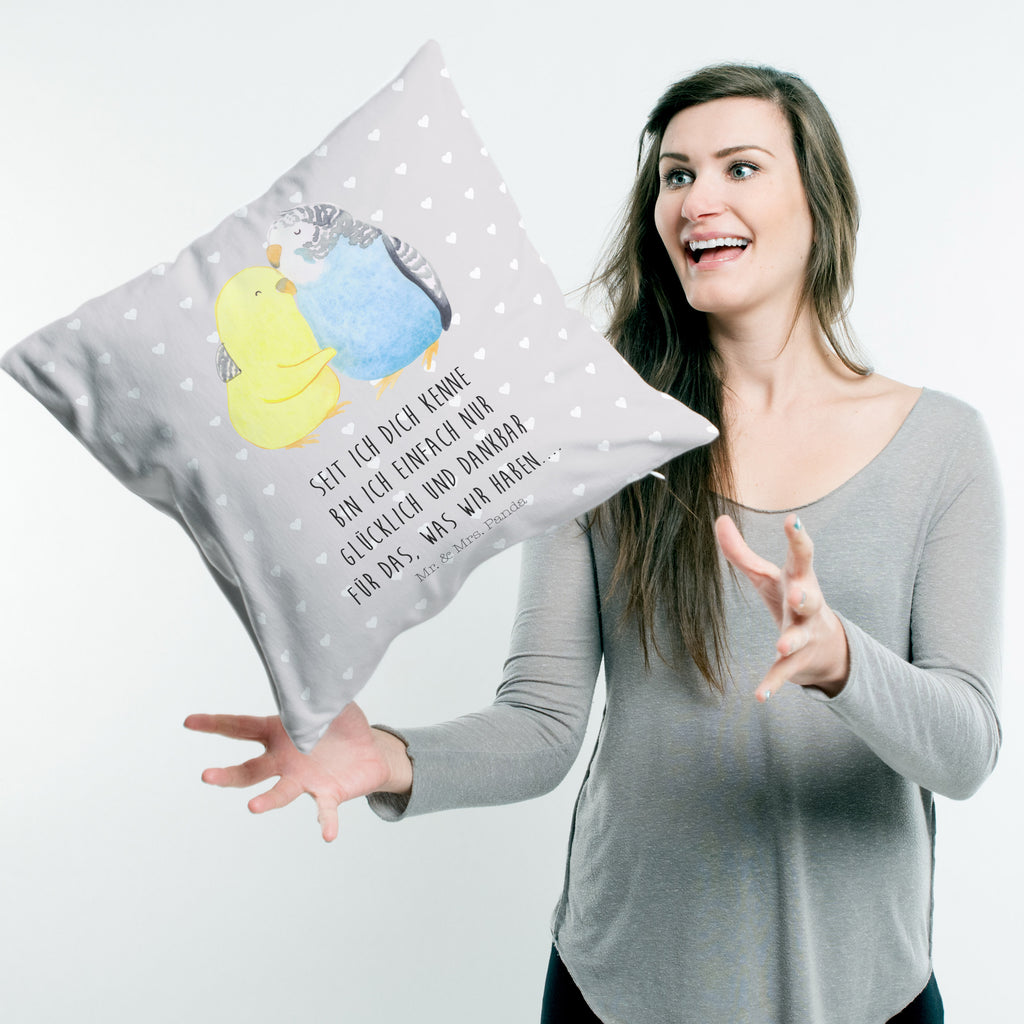 40x40 Kissen Wellensittich Liebe Kissenhülle, Kopfkissen, Sofakissen, Dekokissen, Motivkissen, Liebe, Partner, Freund, Freundin, Ehemann, Ehefrau, Heiraten, Verlobung, Heiratsantrag, Liebesgeschenk, Jahrestag, Hocheitstag, Vögel, Wellensittich, Nähe, Kuscheln, Vertrauen
