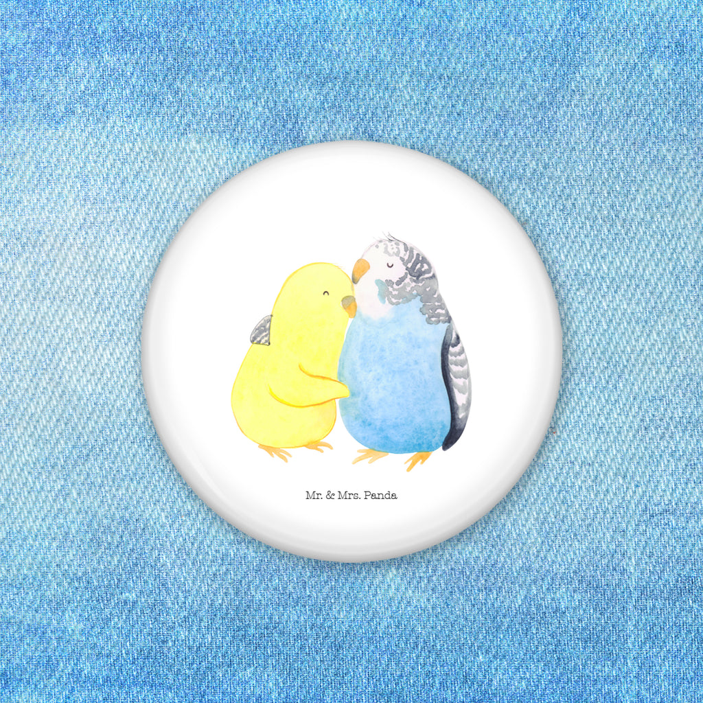 50mm Button Wellensittich Liebe 50mm Button, Button, Pin, Anstecknadel, Liebe, Partner, Freund, Freundin, Ehemann, Ehefrau, Heiraten, Verlobung, Heiratsantrag, Liebesgeschenk, Jahrestag, Hocheitstag, Vögel, Wellensittich, Nähe, Kuscheln, Vertrauen