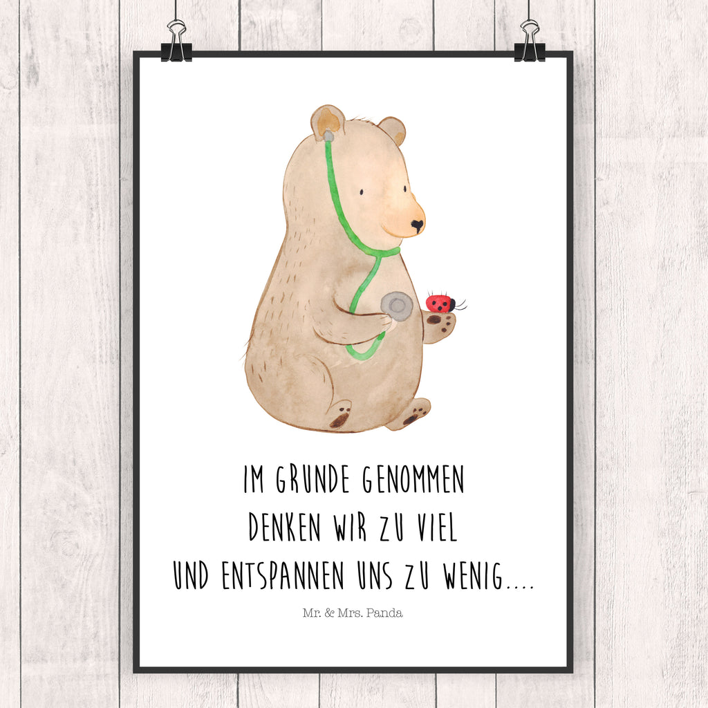 Poster Bär Arzt Poster, Wandposter, Bild, Wanddeko, Küchenposter, Kinderposter, Wanddeko Bild, Raumdekoration, Wanddekoration, Handgemaltes Poster, Mr. & Mrs. Panda Poster, Designposter, Kunstdruck, Posterdruck, Bär, Teddy, Teddybär, Arzt, Ärztin, Doktor, Professor, Doktorin, Professorin
