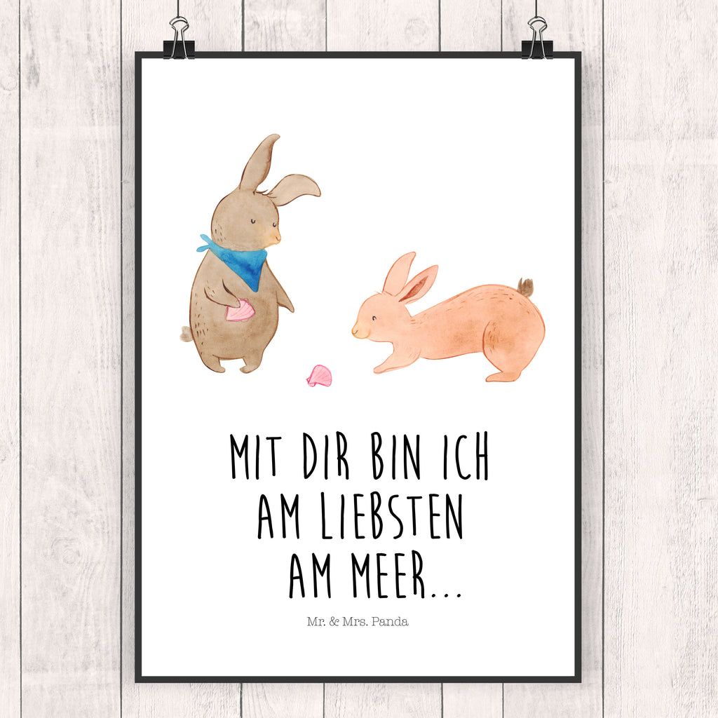 Poster Hasen Muschel Poster, Wandposter, Bild, Wanddeko, Küchenposter, Kinderposter, Wanddeko Bild, Raumdekoration, Wanddekoration, Handgemaltes Poster, Mr. & Mrs. Panda Poster, Designposter, Kunstdruck, Posterdruck, Familie, Vatertag, Muttertag, Bruder, Schwester, Mama, Papa, Oma, Opa, Hasen, beste Freundin, Freundin, Freundinnen, best friends, BFF, Muscheln sammeln, Muscheln, Meer