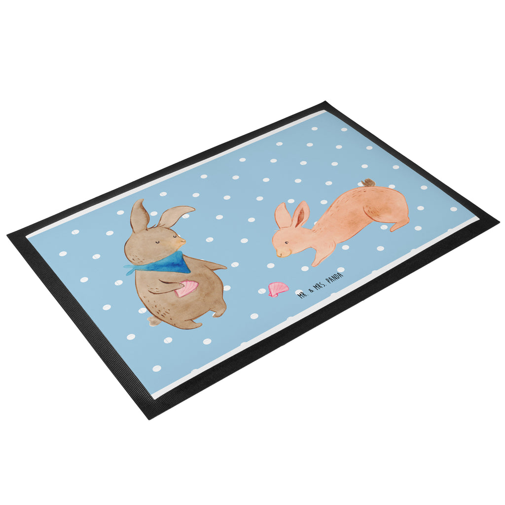 Fußmatte Hasen Muschel Hasen, beste Freundin, Freundin, Freundinnen, best friends, BFF, Muscheln sammeln, Muscheln, Meer Türvorleger, Schmutzmatte, Fußabtreter, Matte, Schmutzfänger, Fußabstreifer, Schmutzfangmatte, Türmatte, Motivfußmatte,  Haustürmatte, Vorleger  Familie, Vatertag, Muttertag, Bruder, Schwester, Mama, Papa, Oma, Opa