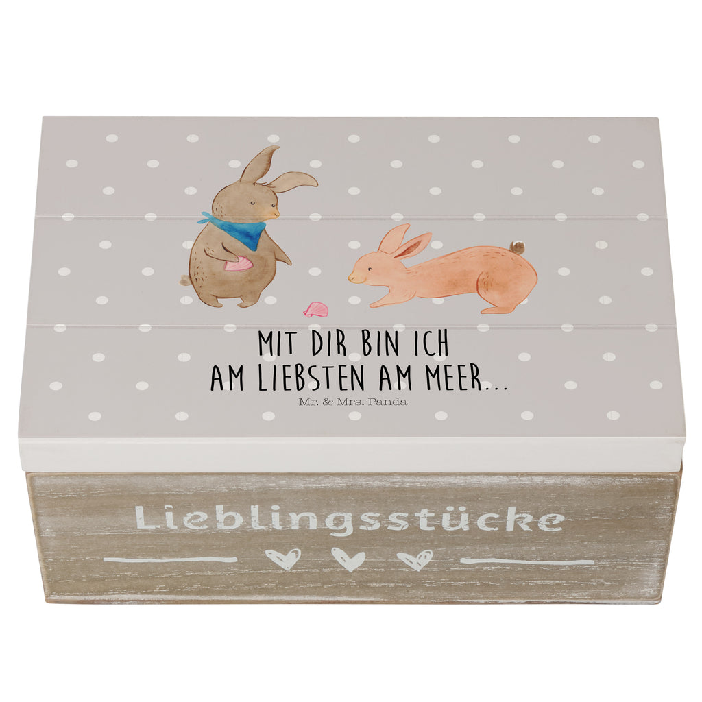 Holzkiste Hasen Muschel Holzkiste, Kiste, Schatzkiste, Truhe, Schatulle, XXL, Erinnerungsbox, Erinnerungskiste, Dekokiste, Aufbewahrungsbox, Familie, Vatertag, Muttertag, Bruder, Schwester, Mama, Papa, Oma, Opa, Hasen, beste Freundin, Freundin, Freundinnen, best friends, BFF, Muscheln sammeln, Muscheln, Meer