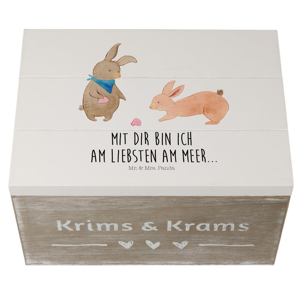 Holzkiste Hasen Muschel Holzkiste, Kiste, Schatzkiste, Truhe, Schatulle, XXL, Erinnerungsbox, Erinnerungskiste, Dekokiste, Aufbewahrungsbox, Familie, Vatertag, Muttertag, Bruder, Schwester, Mama, Papa, Oma, Opa, Hasen, beste Freundin, Freundin, Freundinnen, best friends, BFF, Muscheln sammeln, Muscheln, Meer