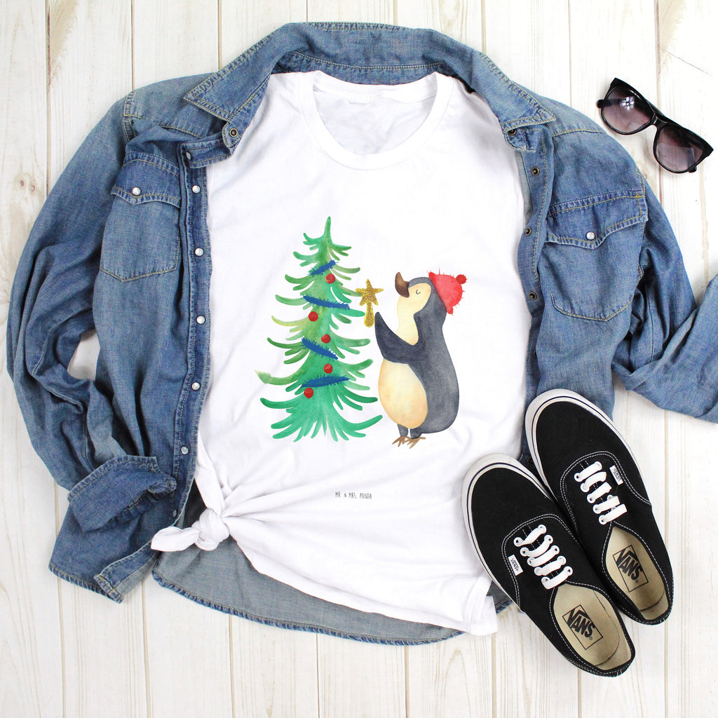 Größe S T-Shirt Pinguin Weihnachtsbaum T-Shirt, Shirt, Tshirt, Lustiges T-Shirt, T-Shirt mit Spruch, Party, Junggesellenabschied, Jubiläum, Geburstag, Herrn, Damen, Männer, Frauen, Schlafshirt, Nachthemd, Sprüche, Winter, Weihnachten, Weihnachtsdeko, Nikolaus, Advent, Heiligabend, Wintermotiv, Pinguin