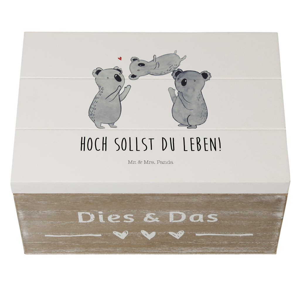 Holzkiste Koala Feiern Sich Holzkiste, Kiste, Schatzkiste, Truhe, Schatulle, XXL, Erinnerungsbox, Erinnerungskiste, Dekokiste, Aufbewahrungsbox, Geburtstag, Geburtstagsgeschenk, Geschenk, Koala, Familie, Kind, Eltern, Herz, Liebe