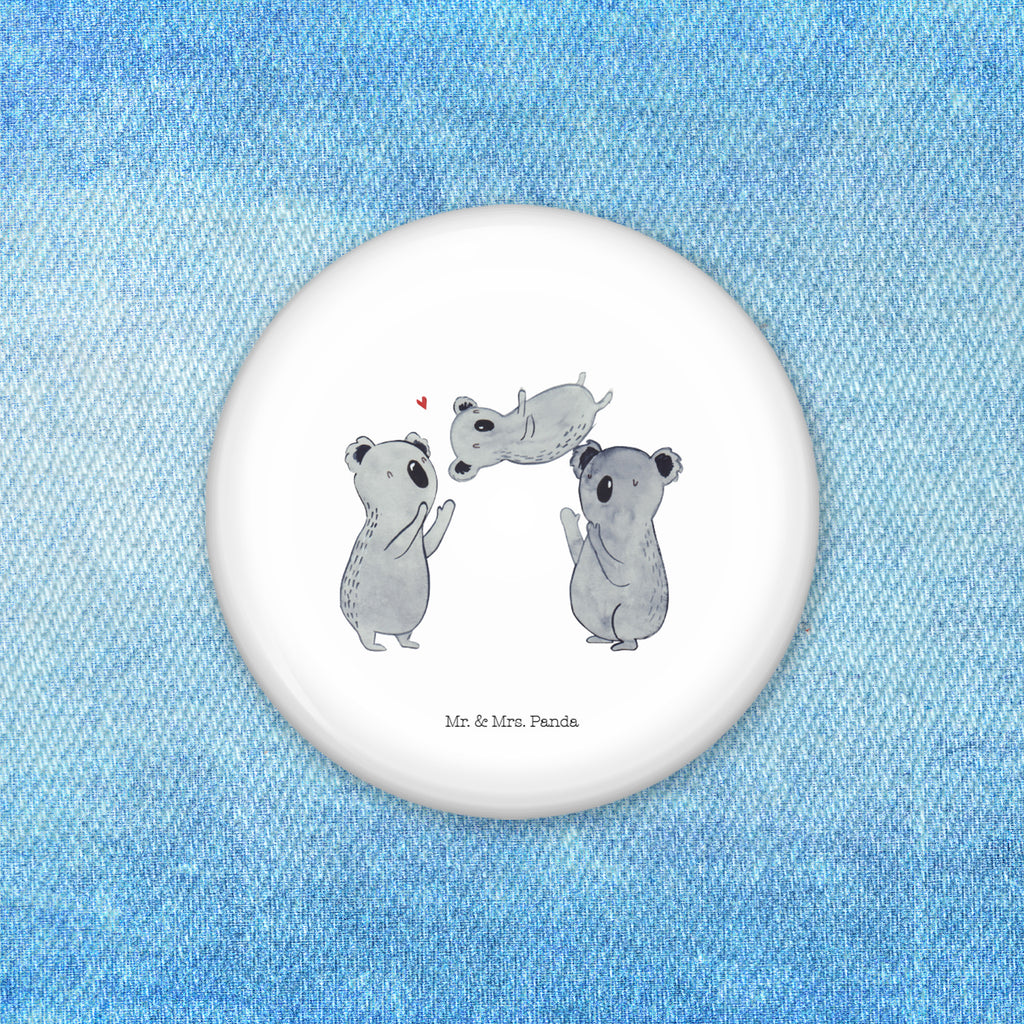 50mm Button Koala Feiern Sich 50mm Button, Button, Pin, Anstecknadel, Geburtstag, Geburtstagsgeschenk, Geschenk, Koala, Familie, Kind, Eltern, Herz, Liebe
