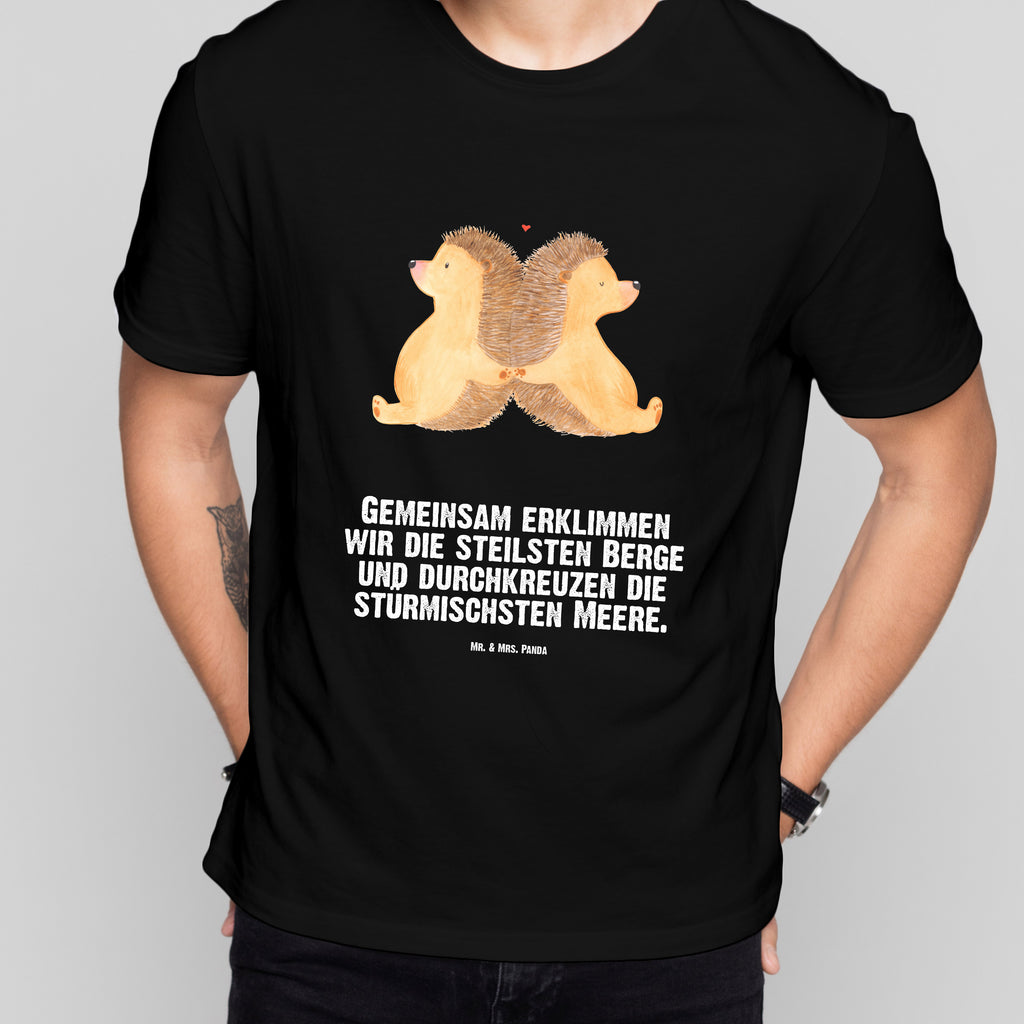 Größe S T-Shirt Igel händchenhaltend T-Shirt, Shirt, Tshirt, Lustiges T-Shirt, T-Shirt mit Spruch, Party, Junggesellenabschied, Jubiläum, Geburstag, Herrn, Damen, Männer, Frauen, Schlafshirt, Nachthemd, Sprüche, Liebe, Partner, Freund, Freundin, Ehemann, Ehefrau, Heiraten, Verlobung, Heiratsantrag, Liebesgeschenk, Jahrestag, Hocheitstag, Igel, Igelliebe, Hand in Hand, Liebesbeweis, große Liebe, Liebesbotschaft, Hochzeit, Lieblingsmensch, Gemeinsamkeit, Love, Geschenk für zwei