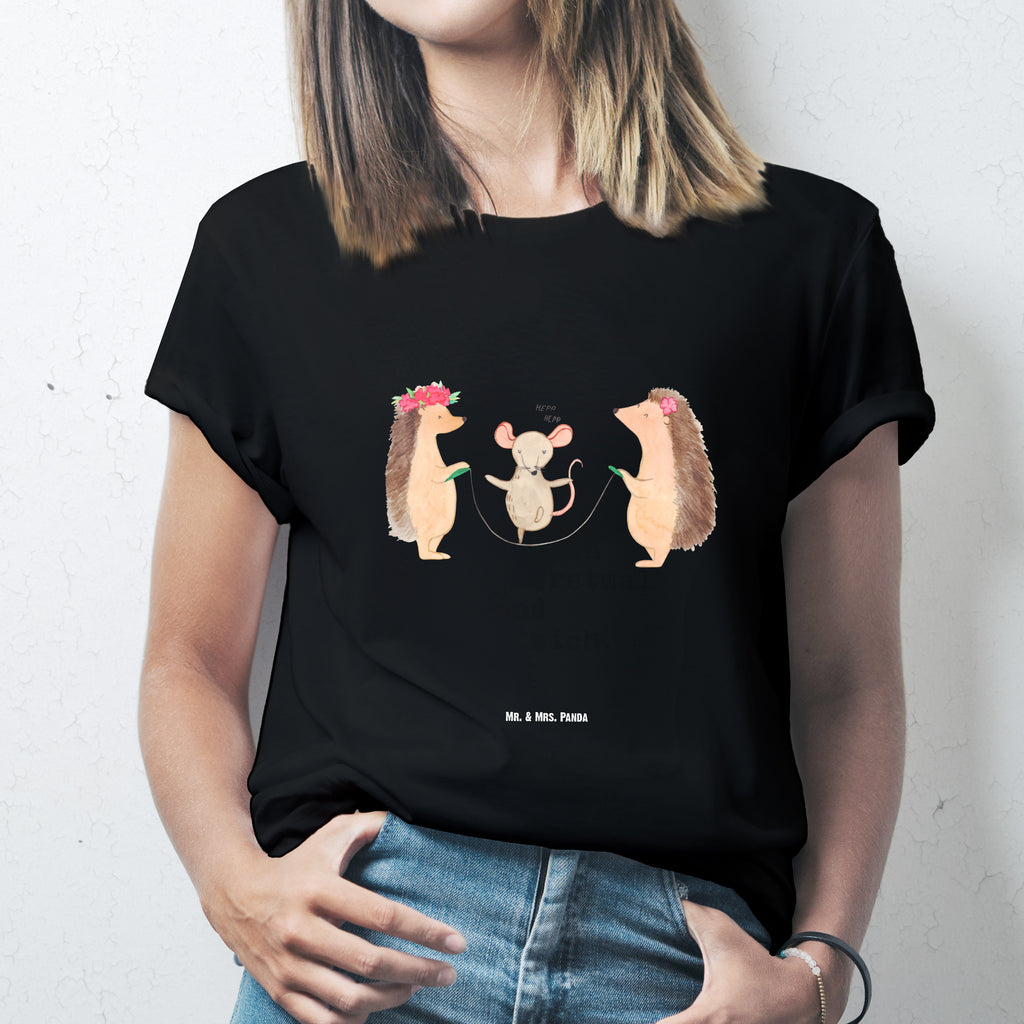 Größe M T-Shirt Igel Seilhüpfen T-Shirt, Shirt, Tshirt, Lustiges T-Shirt, T-Shirt mit Spruch, Party, Junggesellenabschied, Jubiläum, Geburstag, Herrn, Damen, Männer, Frauen, Schlafshirt, Nachthemd, Sprüche, Tiermotive, Gute Laune, lustige Sprüche, Tiere, Igel, Maus, Seilspringen, Seilhüpfen, Kinder, Kindergarten