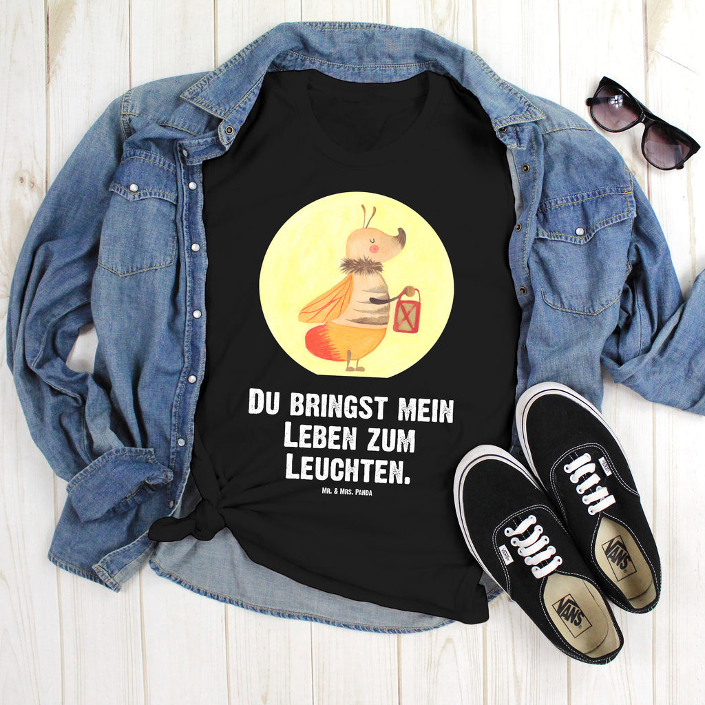 Größe M T-Shirt Glühwürmchen T-Shirt, Shirt, Tshirt, Lustiges T-Shirt, T-Shirt mit Spruch, Party, Junggesellenabschied, Jubiläum, Geburstag, Herrn, Damen, Männer, Frauen, Schlafshirt, Nachthemd, Sprüche, Tiermotive, Gute Laune, lustige Sprüche, Tiere, Glühwürmchen, Glühwurm, Falter, Liebe, Leuchten, magisch, Liebesbeweis, Lieblingsmensch, Verlobung, Heiratsantrag, Jahrestag, Liebesspruch