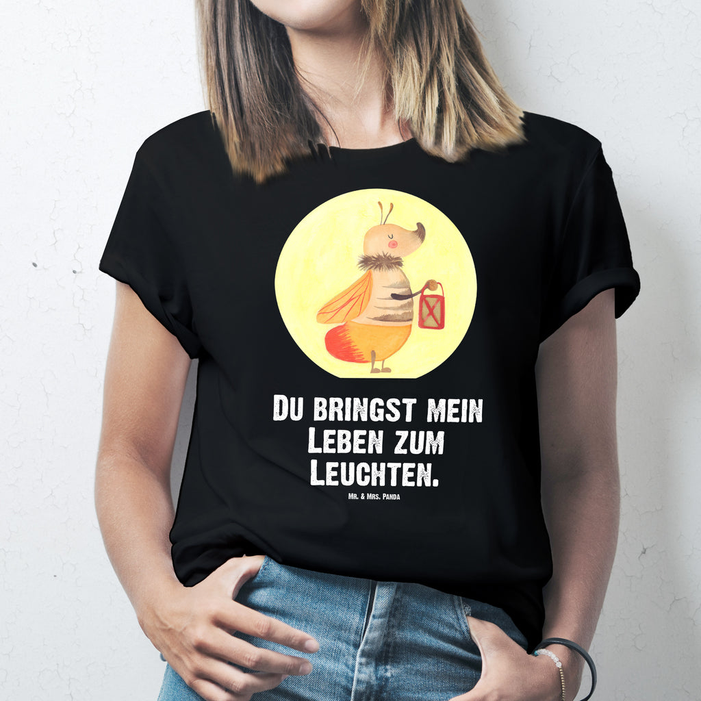 Größe M T-Shirt Glühwürmchen T-Shirt, Shirt, Tshirt, Lustiges T-Shirt, T-Shirt mit Spruch, Party, Junggesellenabschied, Jubiläum, Geburstag, Herrn, Damen, Männer, Frauen, Schlafshirt, Nachthemd, Sprüche, Tiermotive, Gute Laune, lustige Sprüche, Tiere, Glühwürmchen, Glühwurm, Falter, Liebe, Leuchten, magisch, Liebesbeweis, Lieblingsmensch, Verlobung, Heiratsantrag, Jahrestag, Liebesspruch