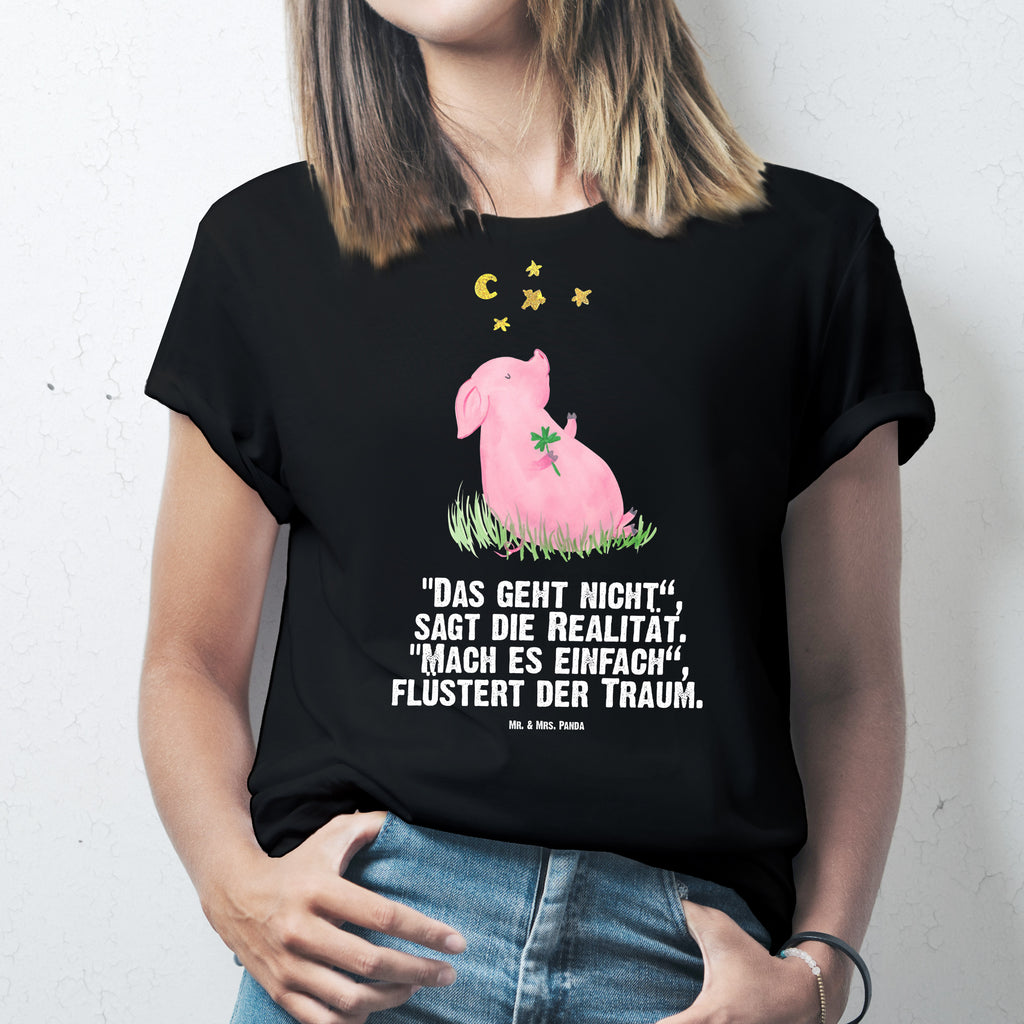 Größe XL T-Shirt Glücksschwein T-Shirt, Shirt, Tshirt, Lustiges T-Shirt, T-Shirt mit Spruch, Party, Junggesellenabschied, Jubiläum, Geburstag, Herrn, Damen, Männer, Frauen, Schlafshirt, Nachthemd, Sprüche, Tiermotive, Gute Laune, lustige Sprüche, Tiere, Glücksschwein. Glück, Schwein, Schweinchen, Sterne, Sernchen, Ziele, Träume, Motivation, Glücksbringer