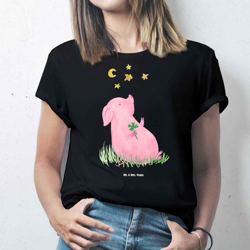 Größe XL T-Shirt Glücksschwein T-Shirt, Shirt, Tshirt, Lustiges T-Shirt, T-Shirt mit Spruch, Party, Junggesellenabschied, Jubiläum, Geburstag, Herrn, Damen, Männer, Frauen, Schlafshirt, Nachthemd, Sprüche, Tiermotive, Gute Laune, lustige Sprüche, Tiere, Glücksschwein. Glück, Schwein, Schweinchen, Sterne, Sernchen, Ziele, Träume, Motivation, Glücksbringer