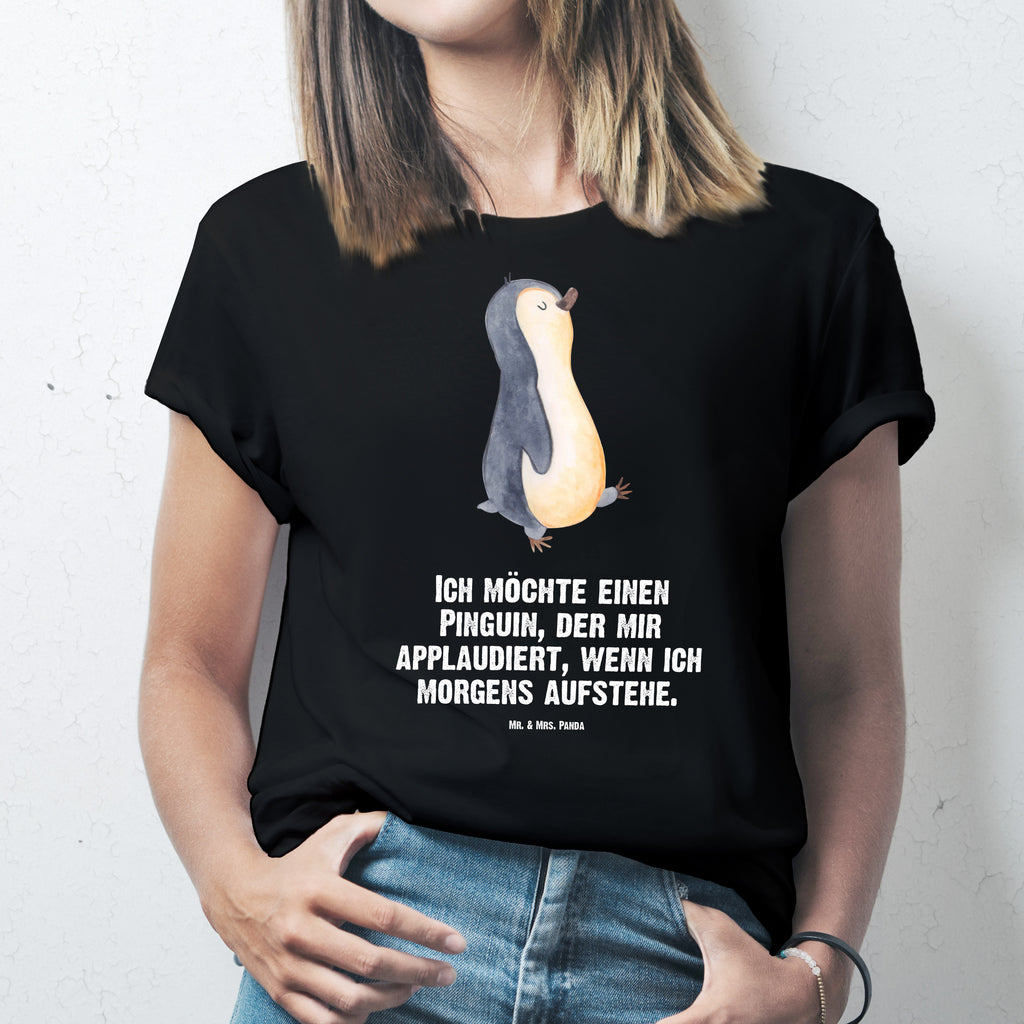Größe XXL T-Shirt Pinguin marschierend T-Shirt, Shirt, Tshirt, Lustiges T-Shirt, T-Shirt mit Spruch, Party, Junggesellenabschied, Jubiläum, Geburstag, Herrn, Damen, Männer, Frauen, Schlafshirt, Nachthemd, Sprüche, Pinguin, Pinguine, Frühaufsteher, Langschläfer, Bruder, Schwester, Familie