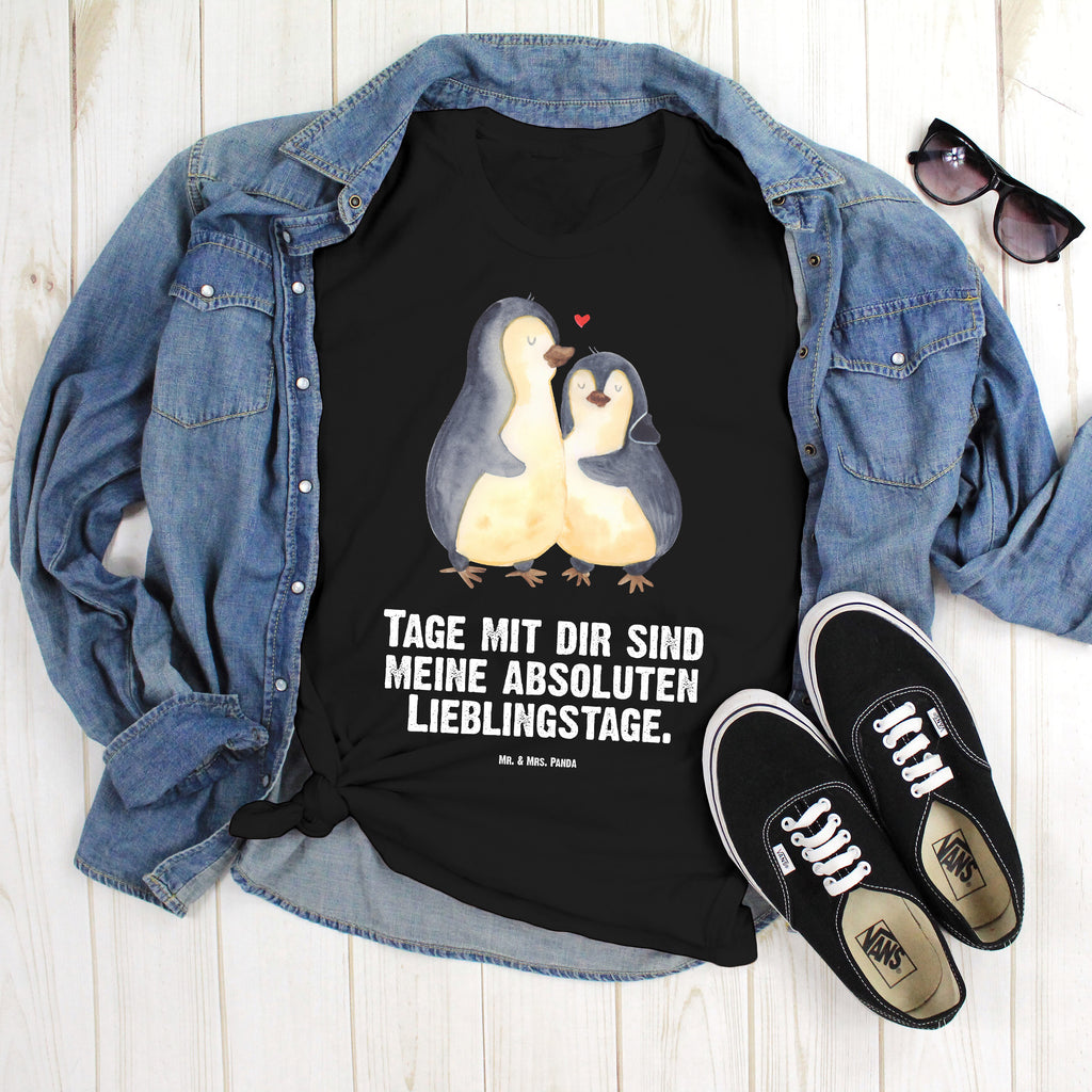 Größe XXL T-Shirt Pinguin umarmend T-Shirt, Shirt, Tshirt, Lustiges T-Shirt, T-Shirt mit Spruch, Party, Junggesellenabschied, Jubiläum, Geburstag, Herrn, Damen, Männer, Frauen, Schlafshirt, Nachthemd, Sprüche, Pinguin, Liebe, Liebespaar, Liebesbeweis, Liebesgeschenk, Verlobung, Jahrestag, Hochzeitstag, Hochzeit, Hochzeitsgeschenk