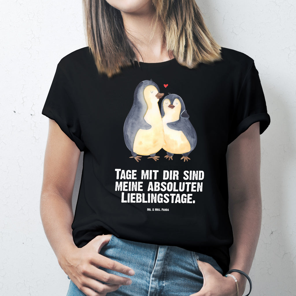Größe XXL T-Shirt Pinguin umarmend T-Shirt, Shirt, Tshirt, Lustiges T-Shirt, T-Shirt mit Spruch, Party, Junggesellenabschied, Jubiläum, Geburstag, Herrn, Damen, Männer, Frauen, Schlafshirt, Nachthemd, Sprüche, Pinguin, Liebe, Liebespaar, Liebesbeweis, Liebesgeschenk, Verlobung, Jahrestag, Hochzeitstag, Hochzeit, Hochzeitsgeschenk