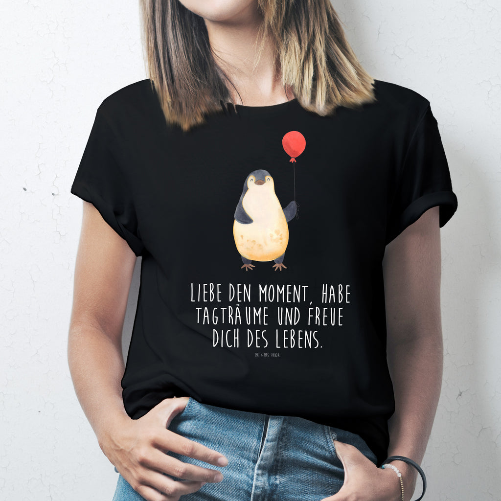 Größe S T-Shirt Pinguin Luftballon T-Shirt, Shirt, Tshirt, Lustiges T-Shirt, T-Shirt mit Spruch, Party, Junggesellenabschied, Jubiläum, Geburstag, Herrn, Damen, Männer, Frauen, Schlafshirt, Nachthemd, Sprüche, Pinguin, Pinguine, Luftballon, Tagträume, Lebenslust, Geschenk Freundin, Geschenkidee, beste Freundin, Motivation, Neustart, neues Leben, Liebe, Glück